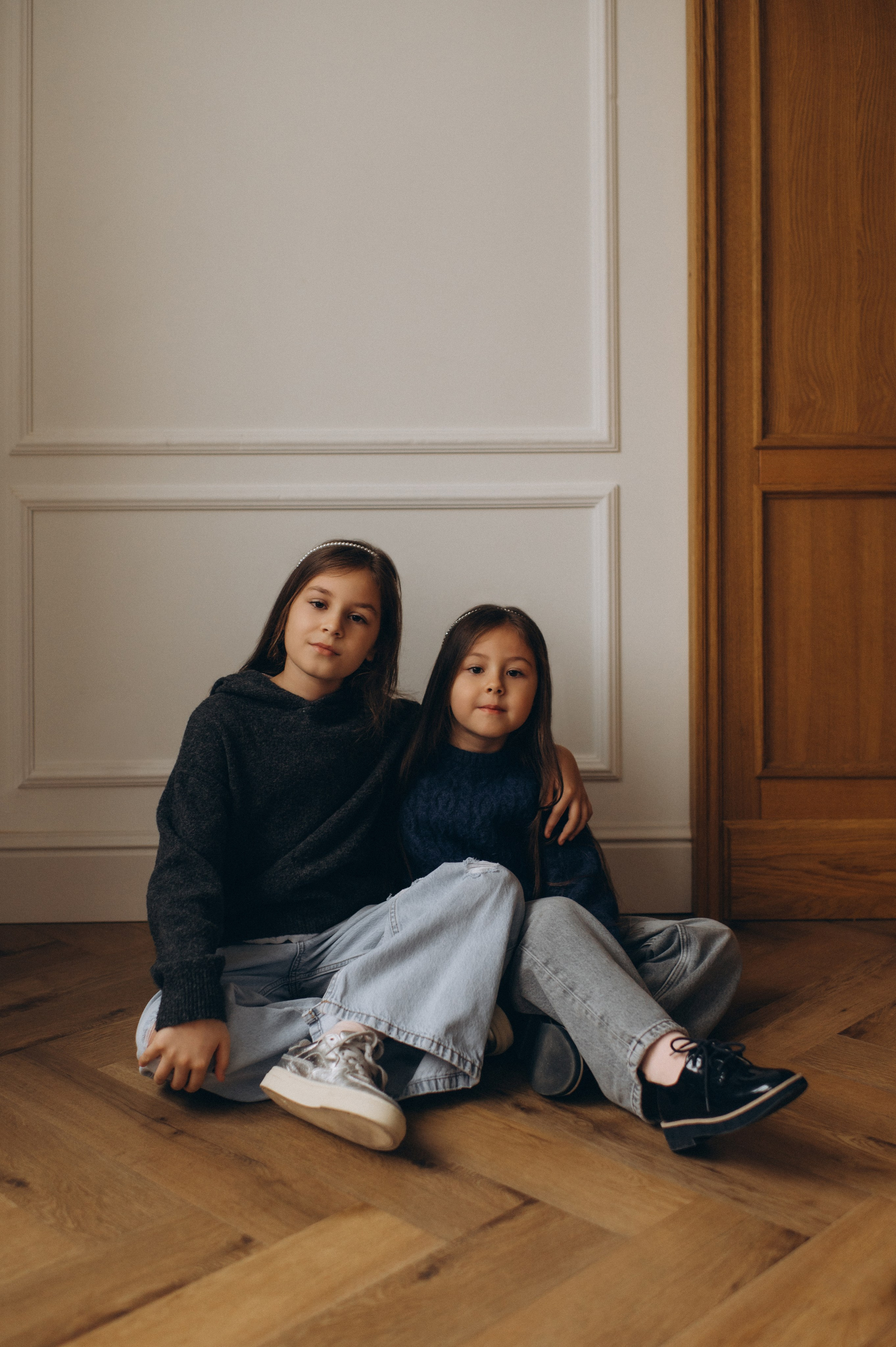 Фотосесія сестричок Тернопіль, зйомка сестрички, сімейний фотограф Тернопіль, портретний фотограф Тернопіль, фотосесія дітей. Сімейний, дитячий та індивідуальний фотограф в м. Тернопіль, м. Львів