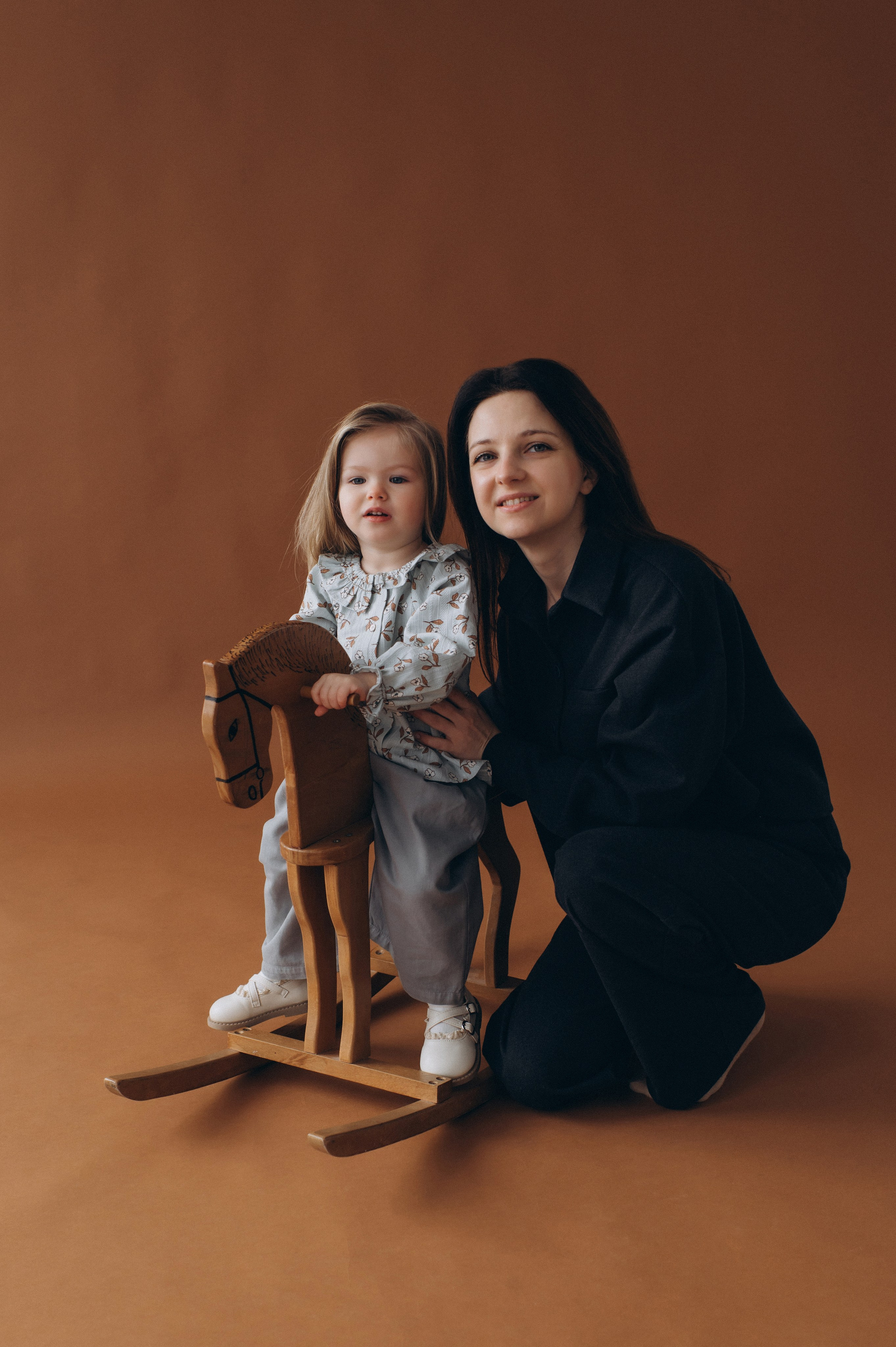 Фотосесія мами і дитини Львів, зйомка мами і дитини Тернопіль, сімейний фотограф Тернопіль, сімейна фотосесія Тернопіль, дитячий фотограф. Сімейний, дитячий та індивідуальний фотограф в м. Тернопіль, м. Львів