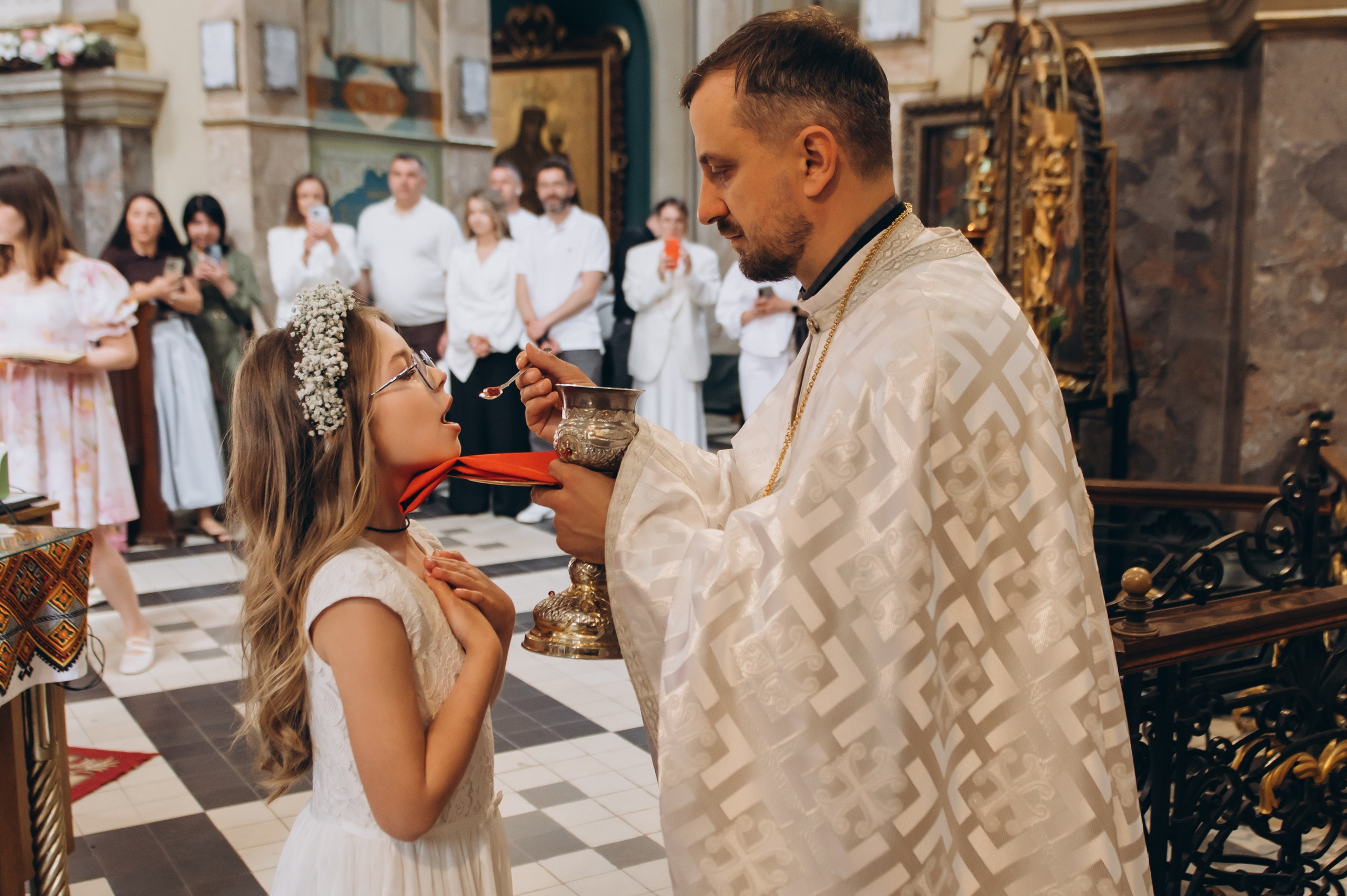 Фотосесія Першого Причастя Тернопіль, фотосесія Причастя Тернопіль, Таїнство Першого Причастя Тернопіль, Катедра Причастя Тернопіль. Сімейний, дитячий та індивідуальний фотограф в м. Тернопіль, м. Львів