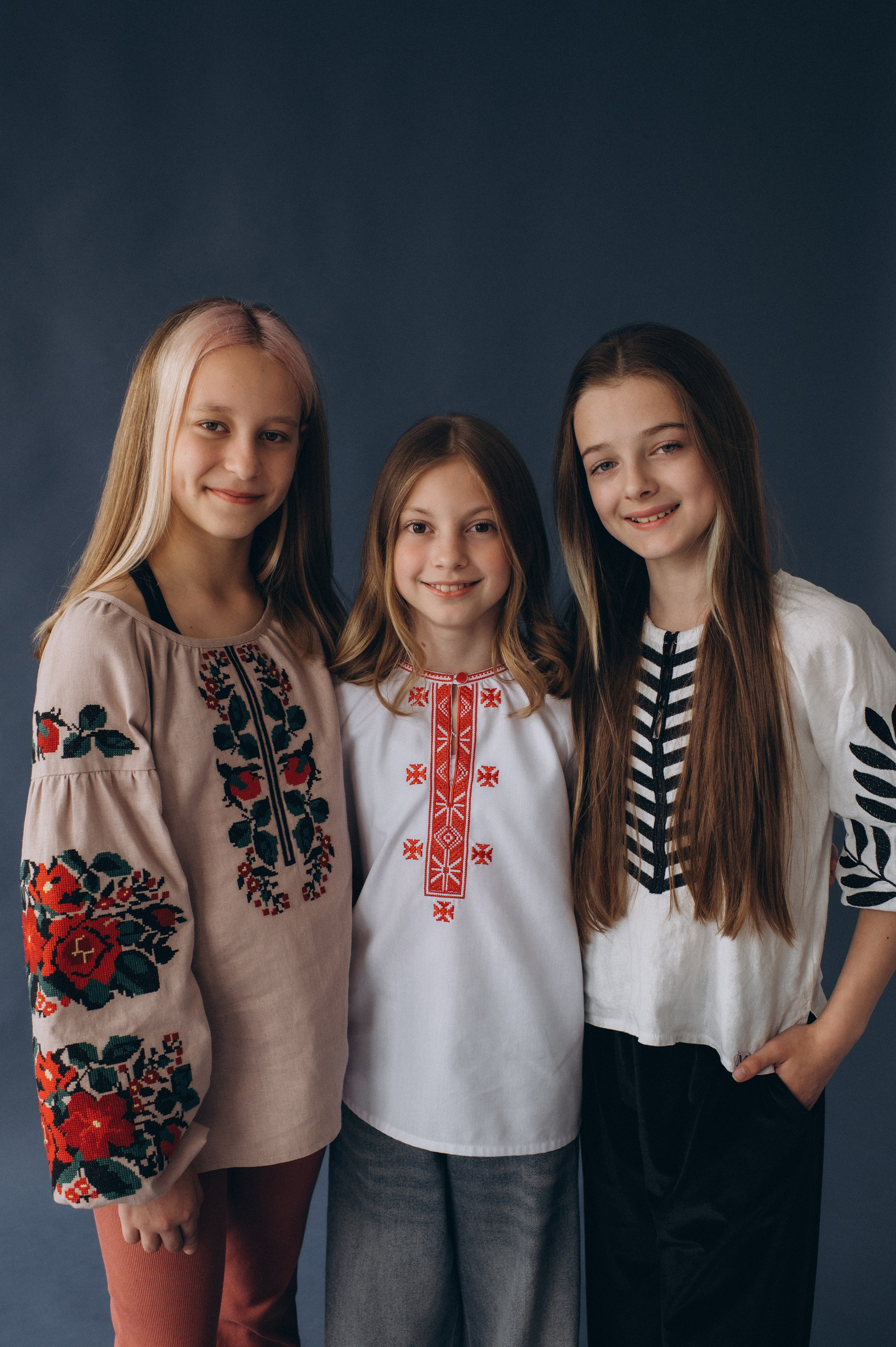 Шкільна фотосесія на віньєтки Тернопіль, фотосесія випускників Тернопіль, зйомка на віньєтки, шкільні фотоальбоми Тернопіль. Сімейний, дитячий та індивідуальний фотограф в м. Тернопіль, м. Львів