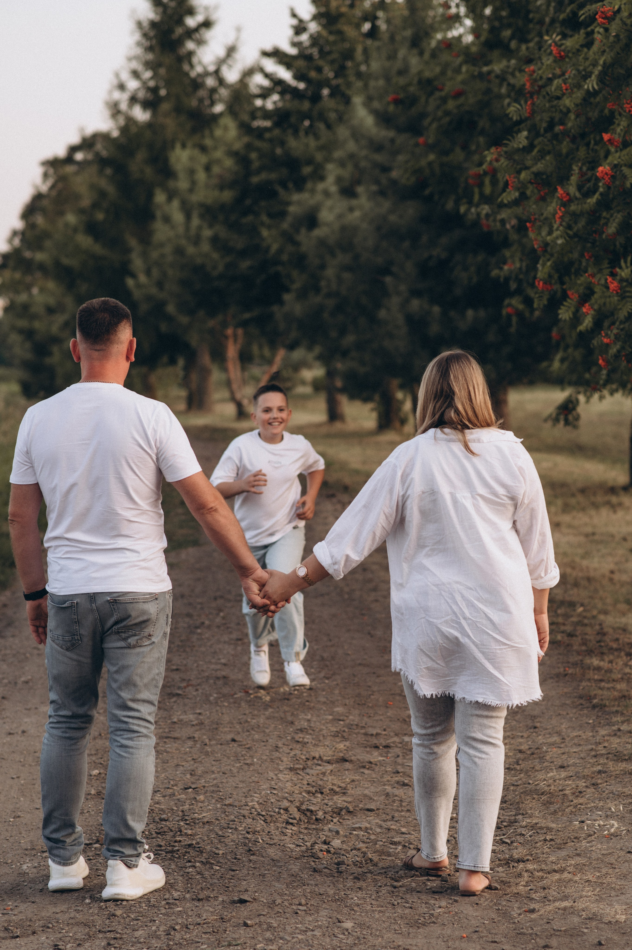 Сімейна фотосесія на природі, сімейний фотограф Тернопіль Львів, портретний фотограф Тернопіль. Сімейний, дитячий та індивідуальний фотограф в м. Тернопіль, м. Львів