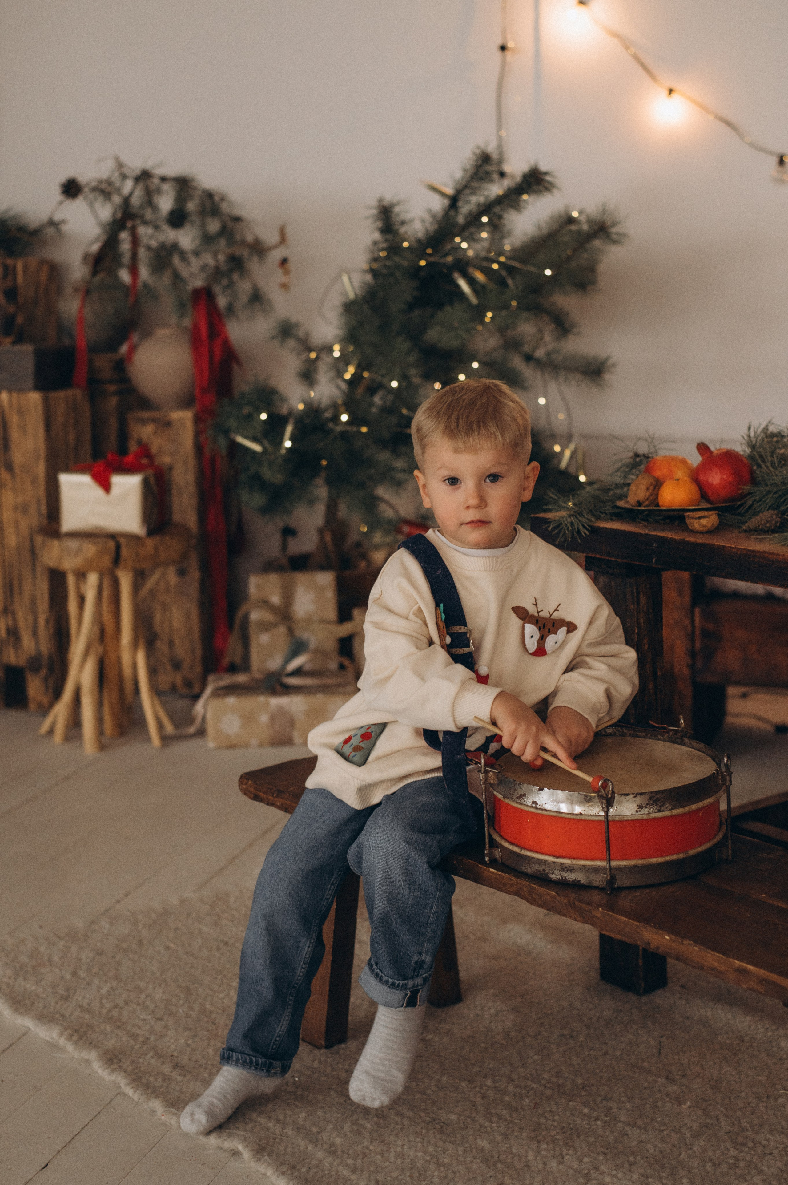 Новорічна сімейна фотосесія у студії Тернопіль, фотосесія мами та дитини, сімейний фотограф Тернопіль, новорічна зйомка. Сімейний, дитячий та індивідуальний фотограф в м. Тернопіль, м. Львів