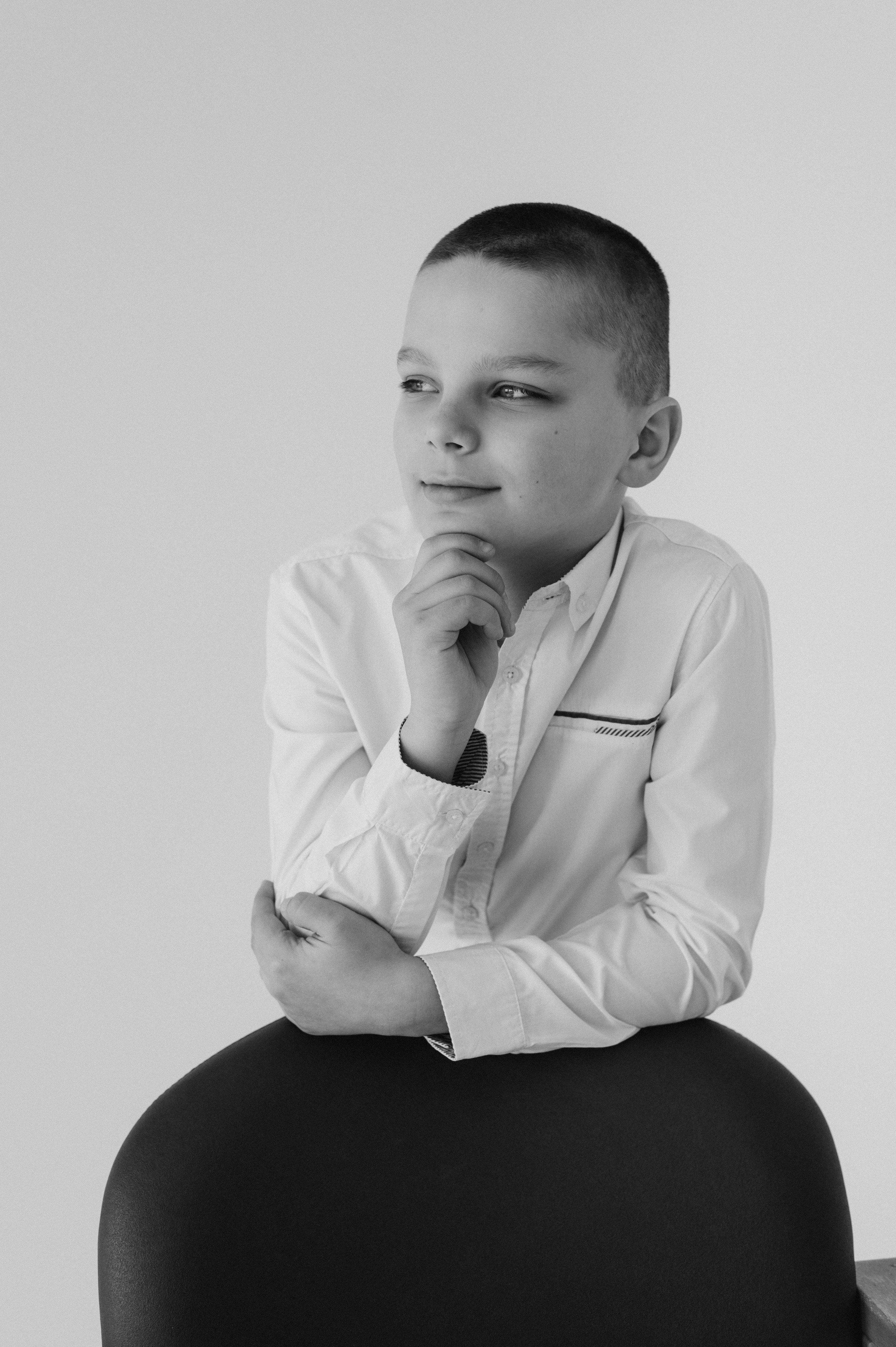 Шкільна фотосесія на віньєтки Тернопіль, шкільні альбоми, фотосесія випускників Тернопіль, випускний альбом, фотограф випускний Тернопіль. Сімейний, дитячий та індивідуальний фотограф в м. Тернопіль, м. Львів