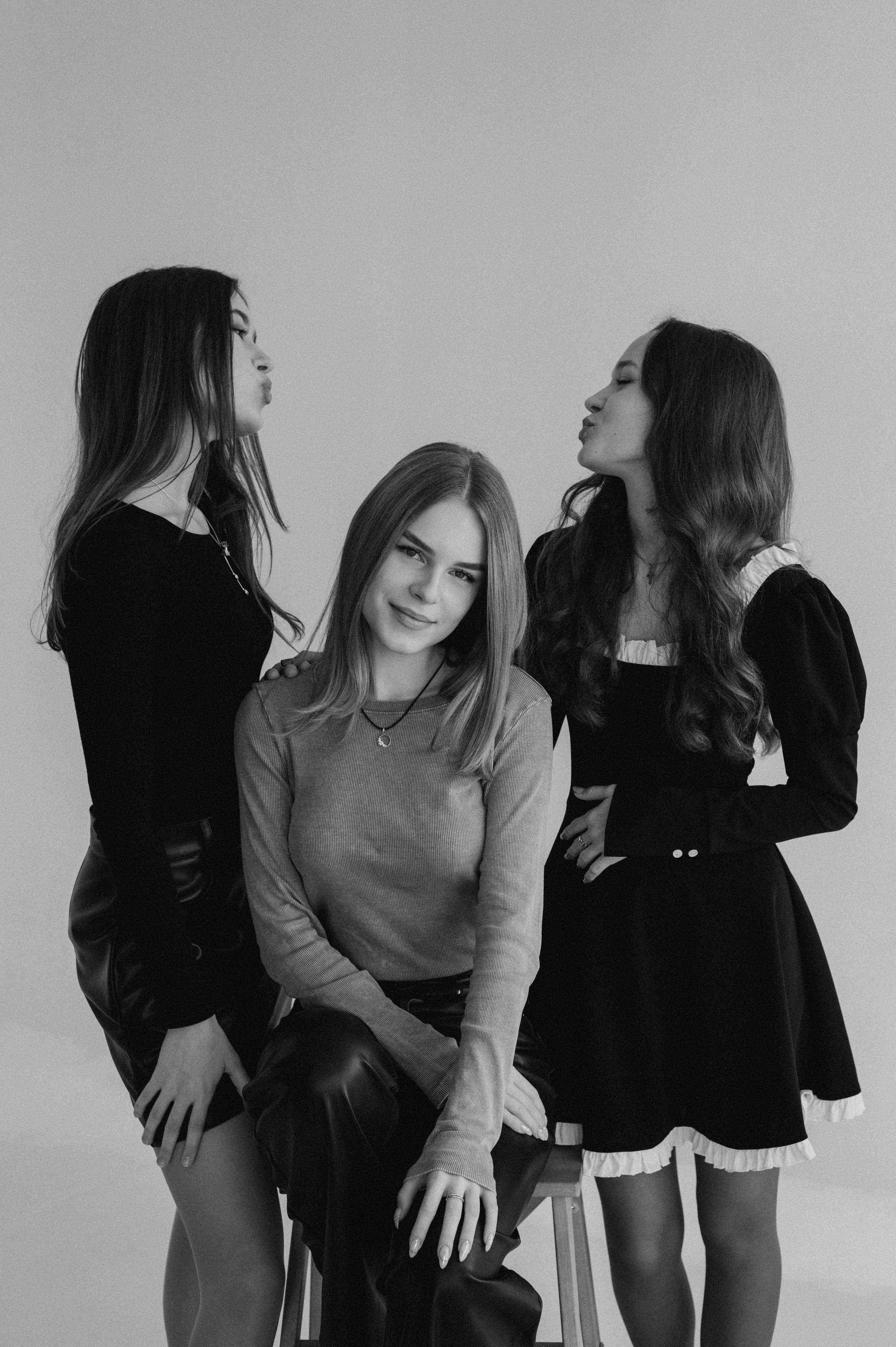 Фотосесія випускників, фотосесія на віньєтки Тернопіль, випускники Тернопіль, випуск 2025. Сімейний, дитячий та індивідуальний фотограф в м. Тернопіль, м. Львів