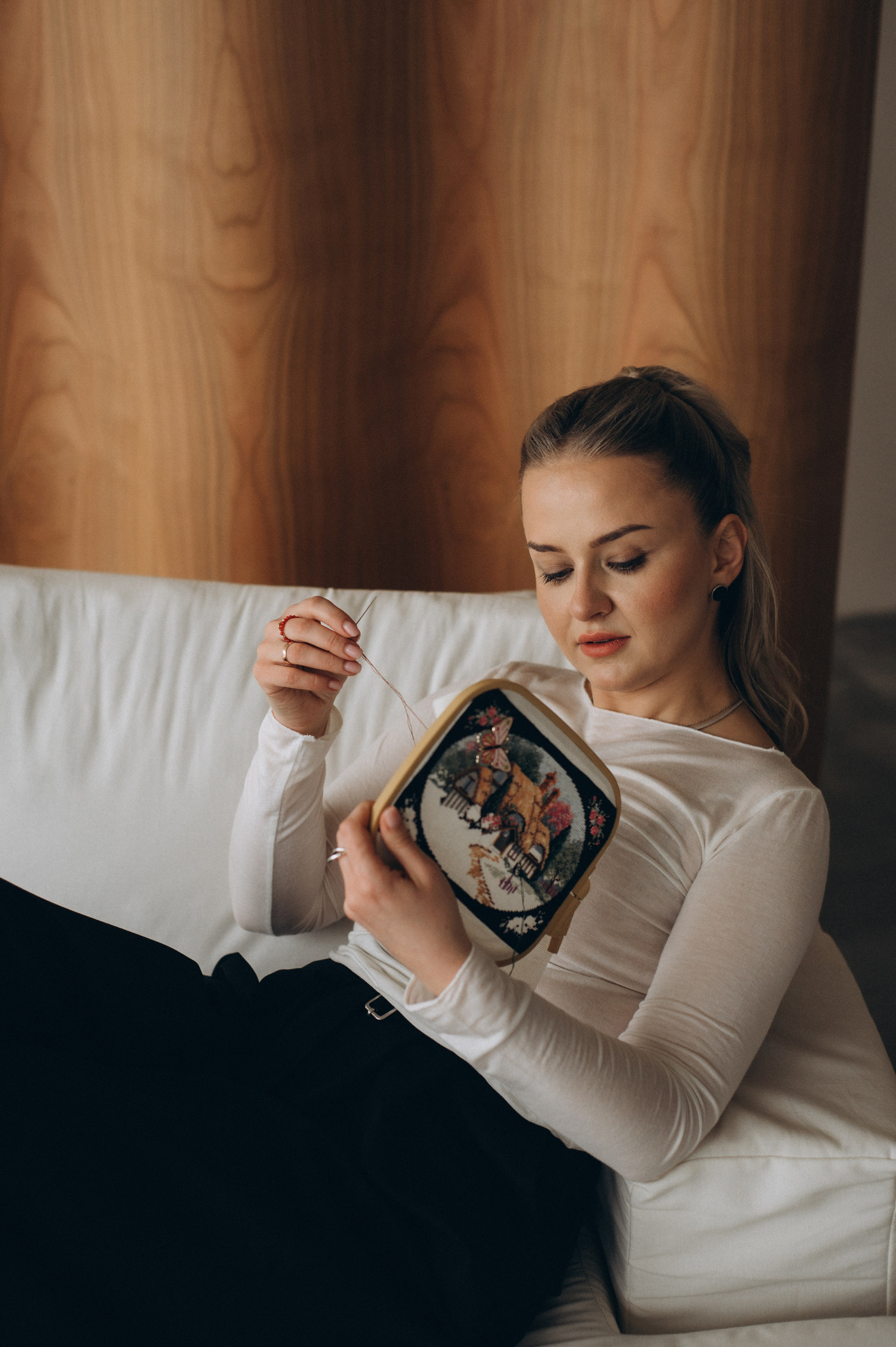 Індивідуальна фотосесія Тернопіль, портретний фотограф Тернопіль, портретна фотосесія, фотосесія у студії, фотосесія лікаря ендокринолога. Сімейний, дитячий та індивідуальний фотограф в м. Тернопіль, м. Львів