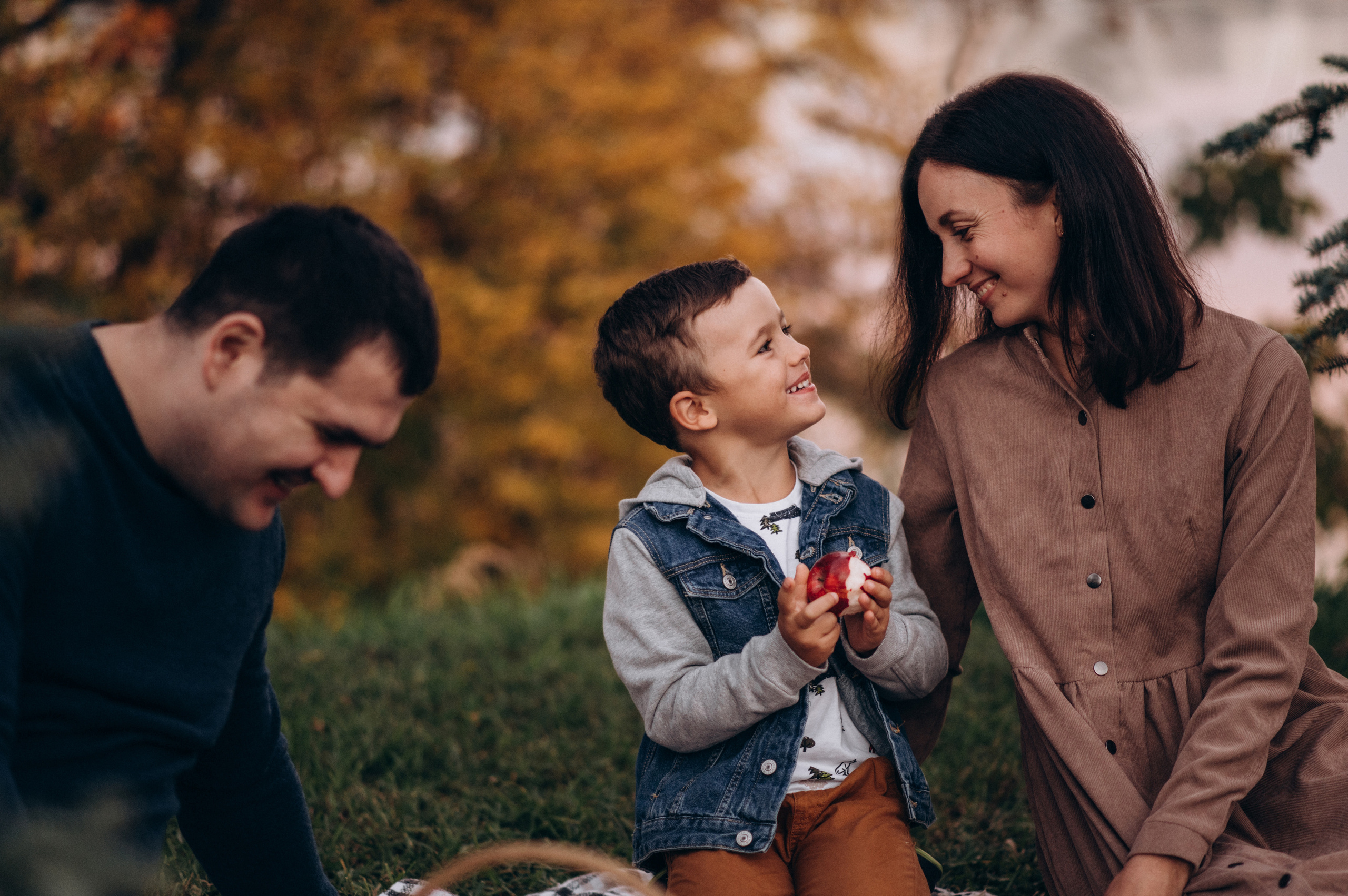 Сімейна фотосесія. Сімейний, дитячий та індивідуальний фотограф в м. Тернопіль, м. Львів