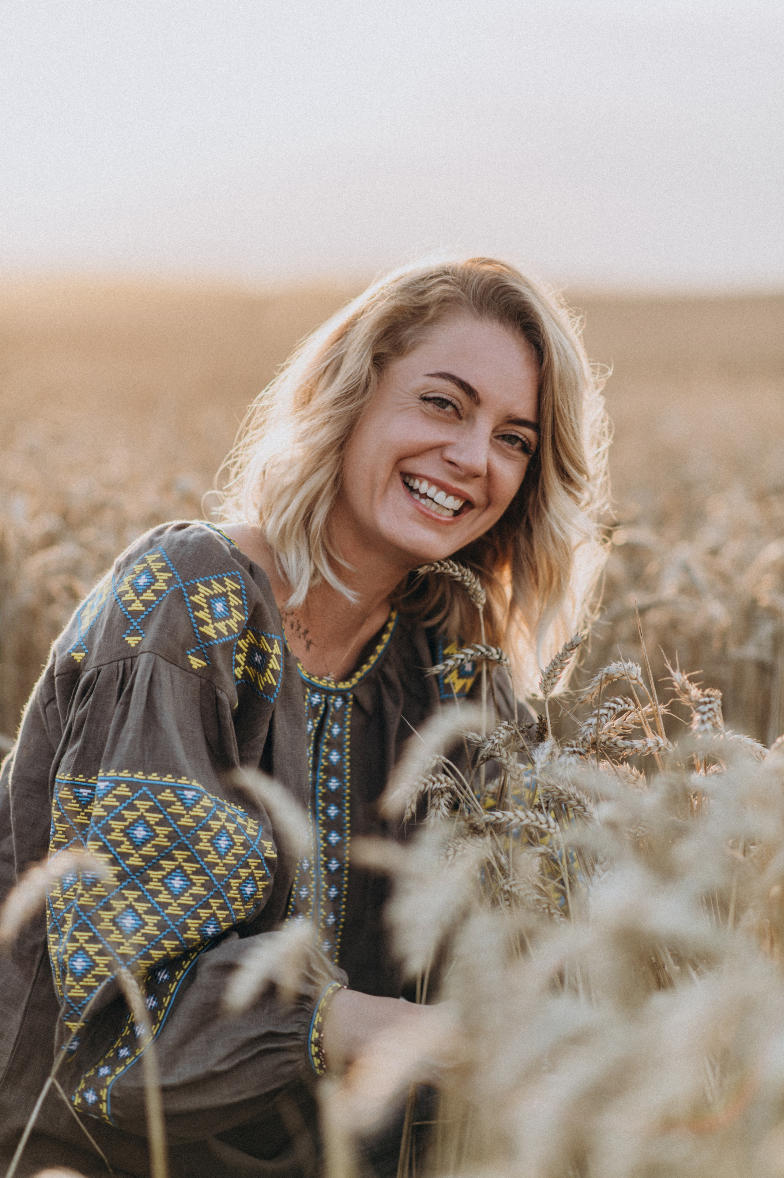 Фотосесія в пшениці та соняхах. Сімейний, дитячий та індивідуальний фотограф в м. Тернопіль, м. Львів