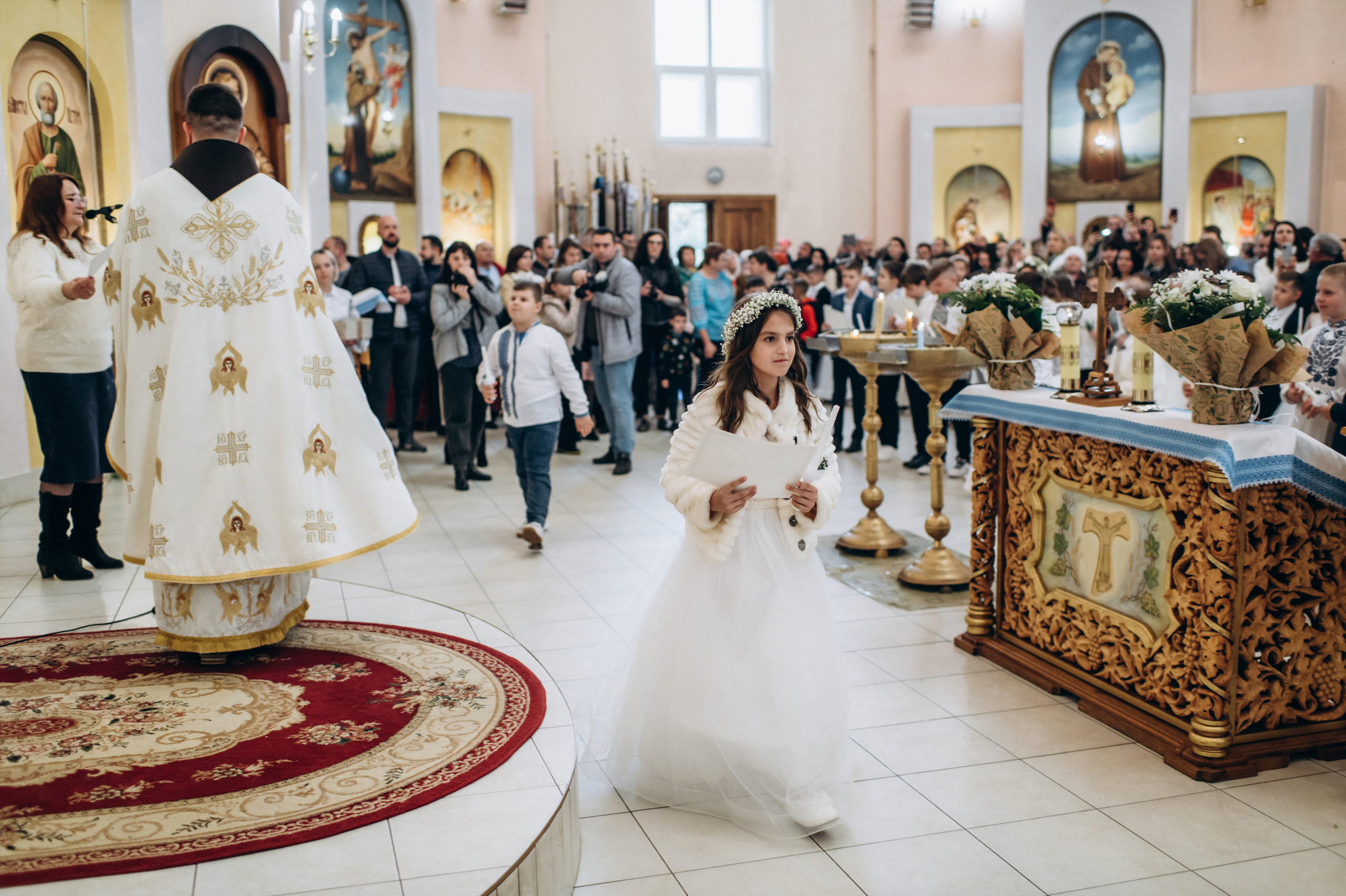 Фотосесія Першого Причастя Тернопіль, зйомка Причастя Тернопіль, Таїнство Першого Причастя Тернопіль, Катедра Причастя Тернопіль. Сімейний, дитячий та індивідуальний фотограф в м. Тернопіль, м. Львів