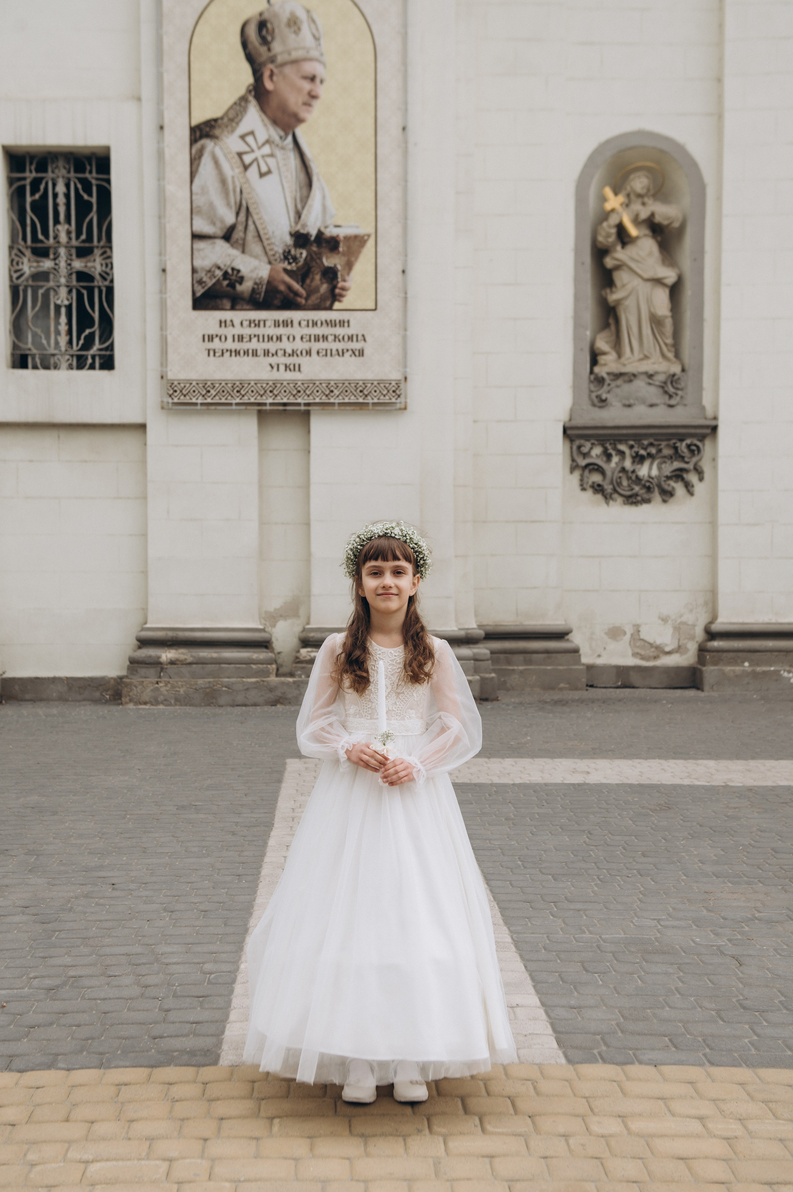 Фотосесія Першого Причастя Тернопіль, фотосесія Причастя Тернопіль, Таїнство Першого Причастя Тернопіль, Катедра Причастя Тернопіль. Сімейний, дитячий та індивідуальний фотограф в м. Тернопіль, м. Львів