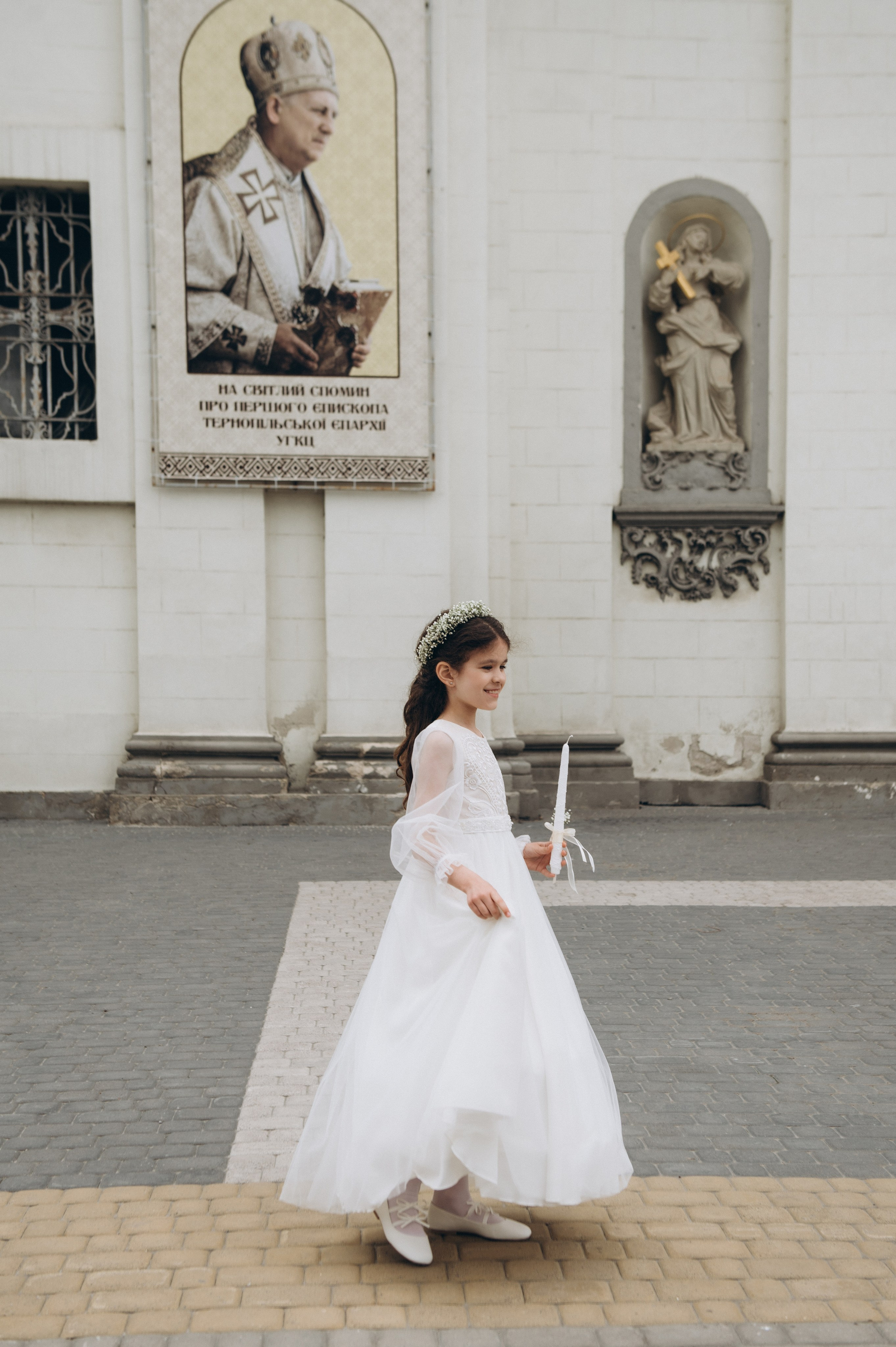 Фотосесія Першого Причастя Тернопіль, фотосесія Причастя Тернопіль, Таїнство Першого Причастя Тернопіль, Катедра Причастя Тернопіль. Сімейний, дитячий та індивідуальний фотограф в м. Тернопіль, м. Львів