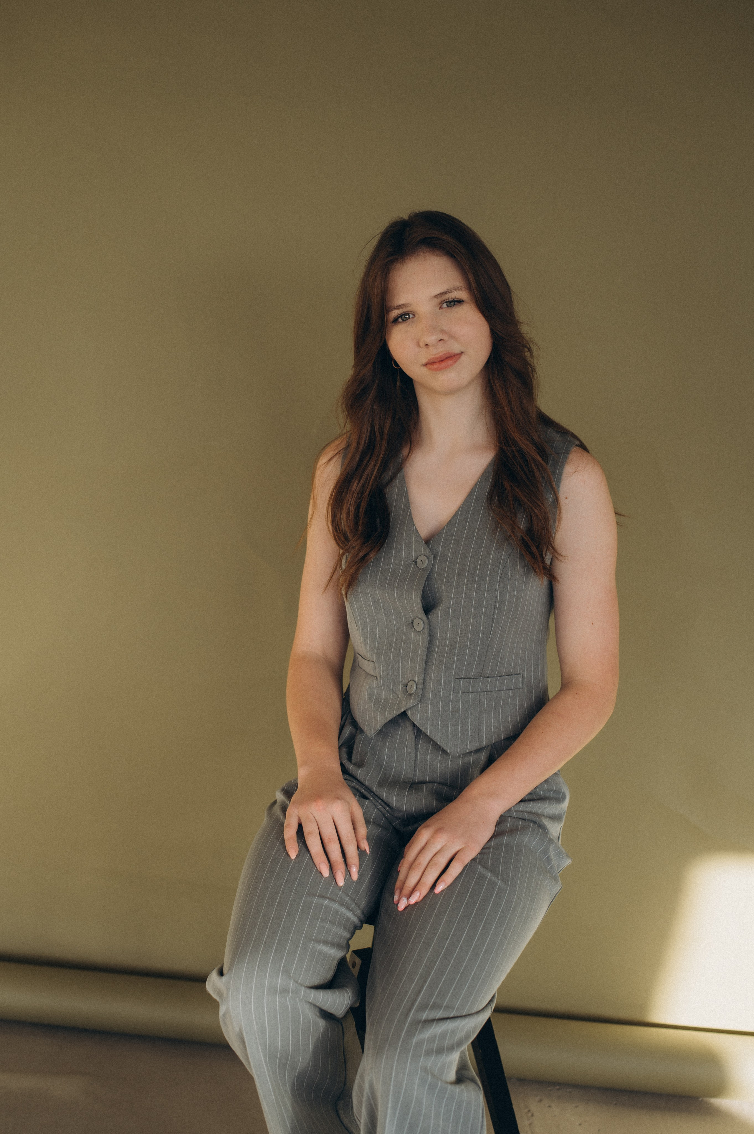 Фотосесія випускників, фотосесія на віньєтки Тернопіль, випускники Тернопіль, випуск 2025. Сімейний, дитячий та індивідуальний фотограф в м. Тернопіль, м. Львів