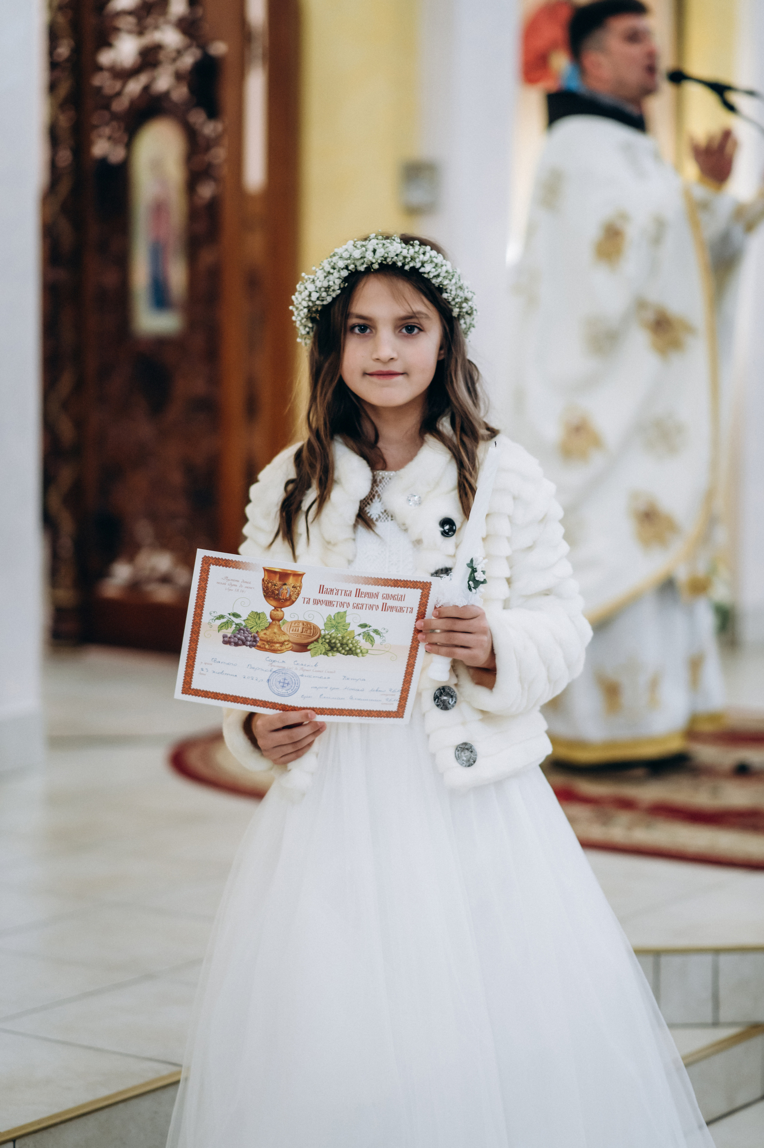 Фотосесія Першого Причастя Тернопіль, зйомка Причастя Тернопіль, Таїнство Першого Причастя Тернопіль, Катедра Причастя Тернопіль. Сімейний, дитячий та індивідуальний фотограф в м. Тернопіль, м. Львів