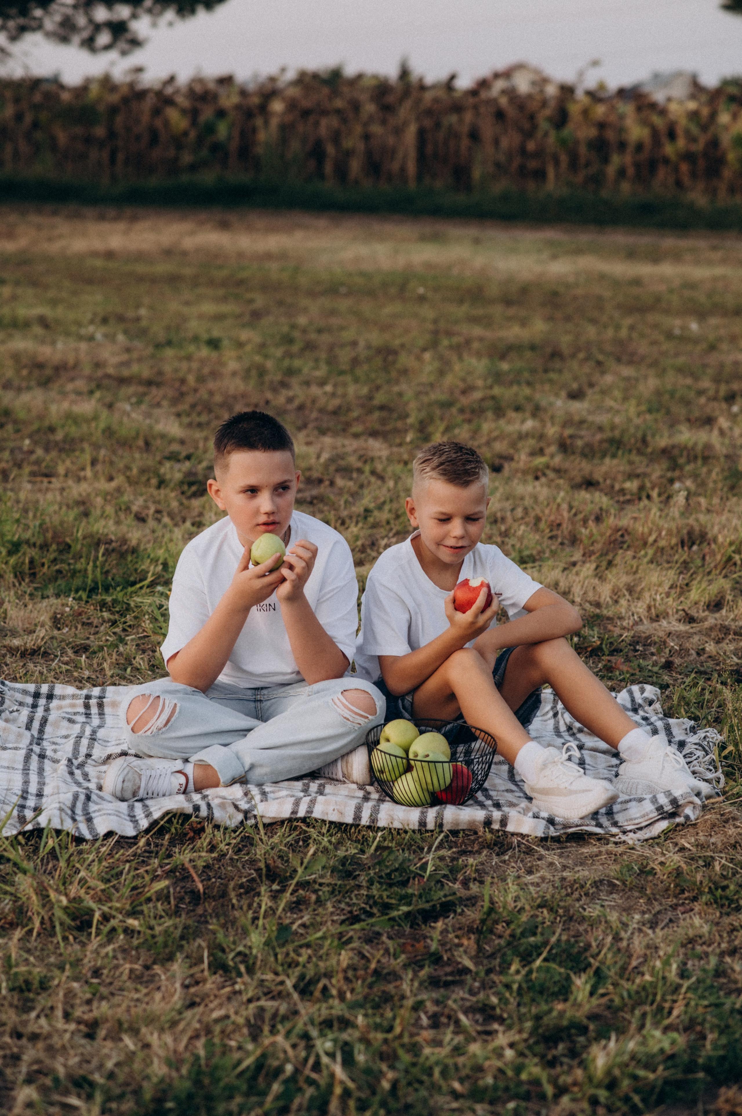 Сімейна фотосесія на природі, сімейний фотограф Тернопіль Львів, портретний фотограф Тернопіль. Сімейний, дитячий та індивідуальний фотограф в м. Тернопіль, м. Львів