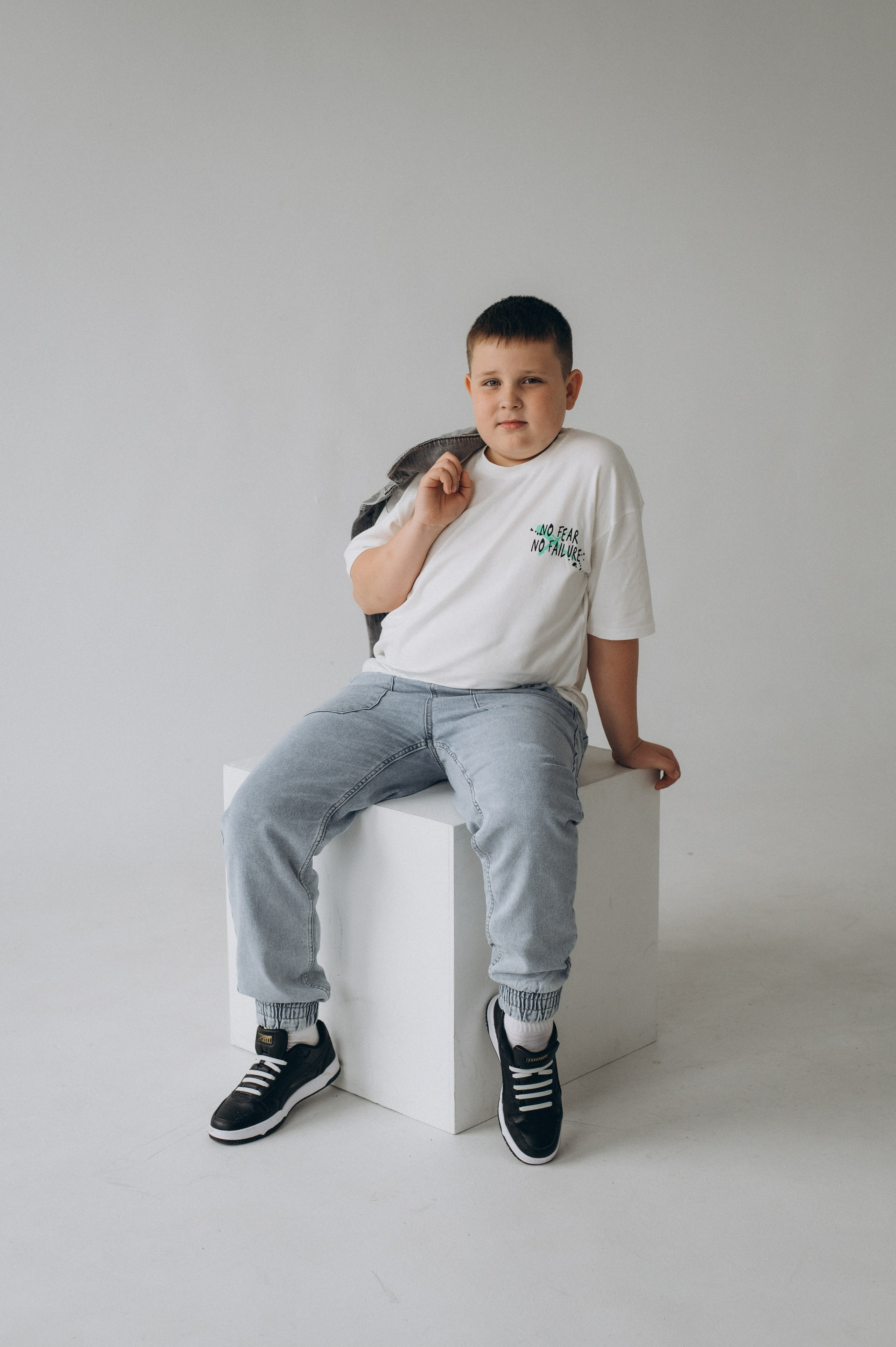 Шкільна фотосесія на віньєтки Тернопіль, фотосесія випускників Тернопіль, зйомка на віньєтки, шкільні фотоальбоми Тернопіль. Сімейний, дитячий та індивідуальний фотограф в м. Тернопіль, м. Львів