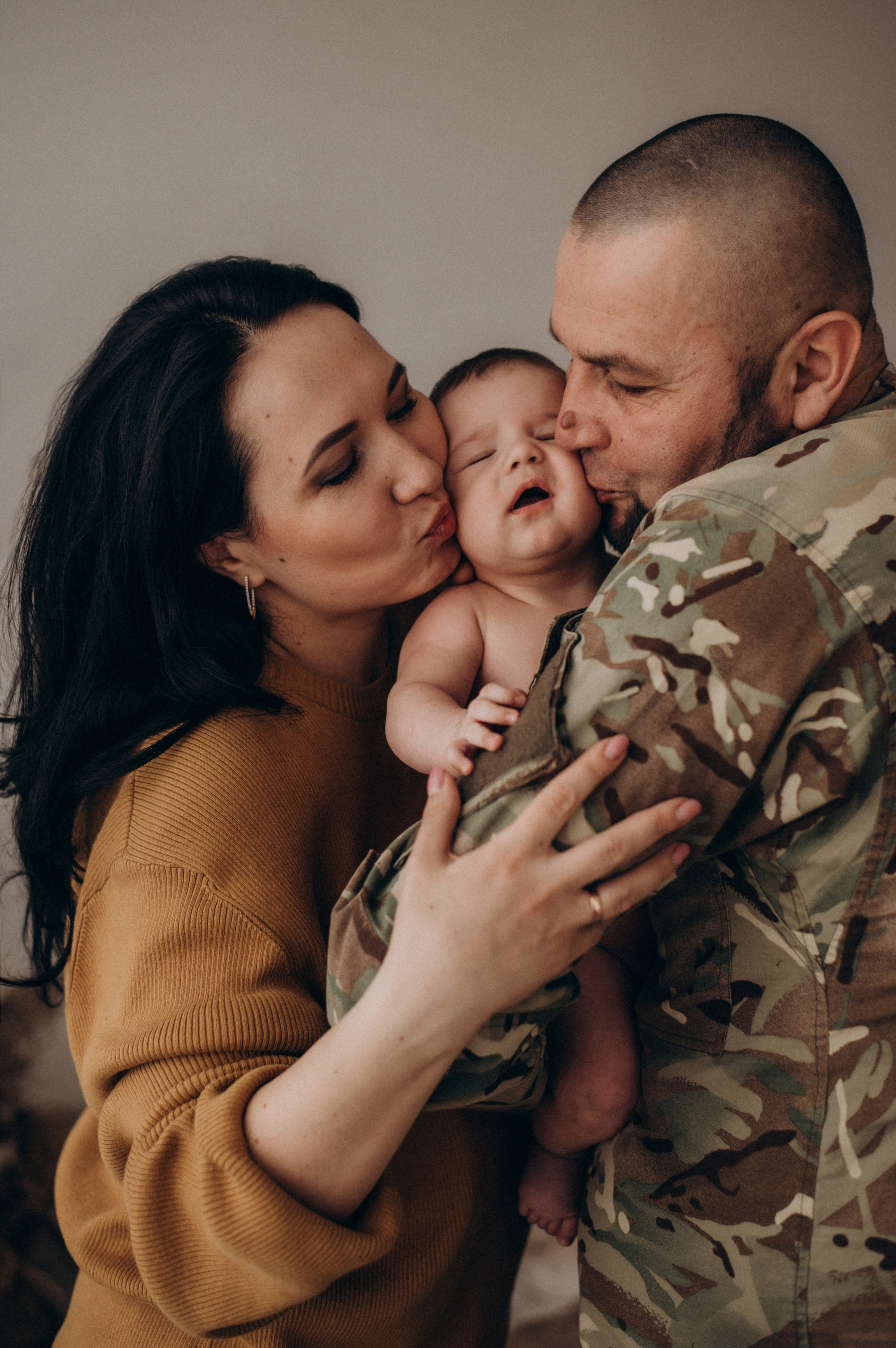 Сімейна фотосесія Тернопіль Львів, зйомка newborn, фотосесія новонароджених. Сімейний, дитячий та індивідуальний фотограф в м. Тернопіль, м. Львів