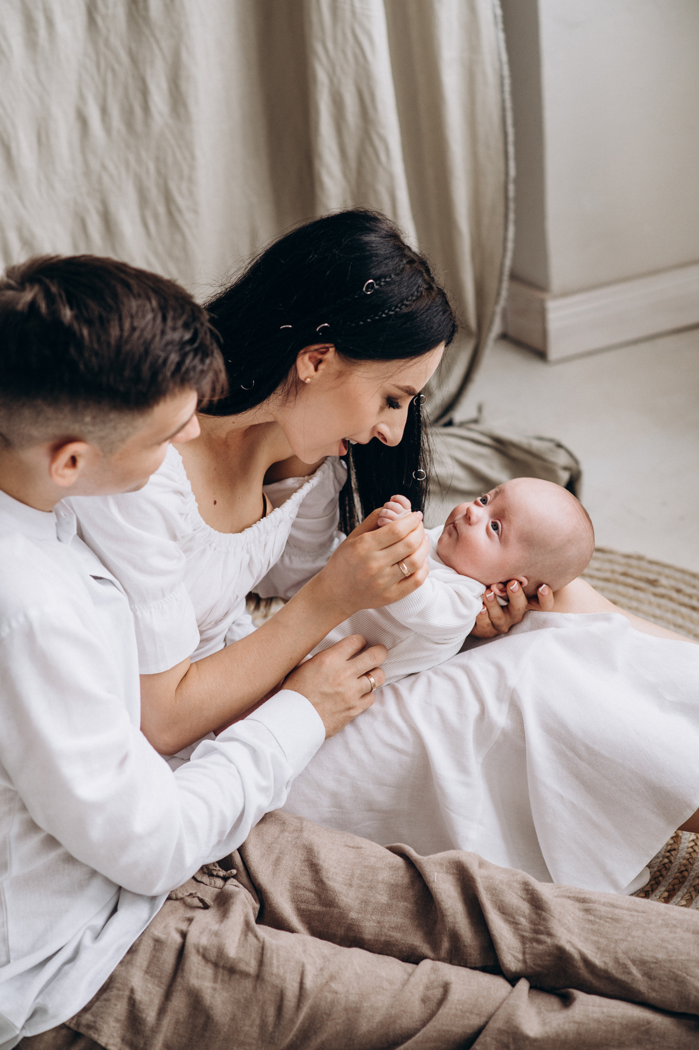 Сімейна фотосесія у студії. Тернопіль. Сімейний, дитячий та індивідуальний фотограф в м. Тернопіль, м. Львів