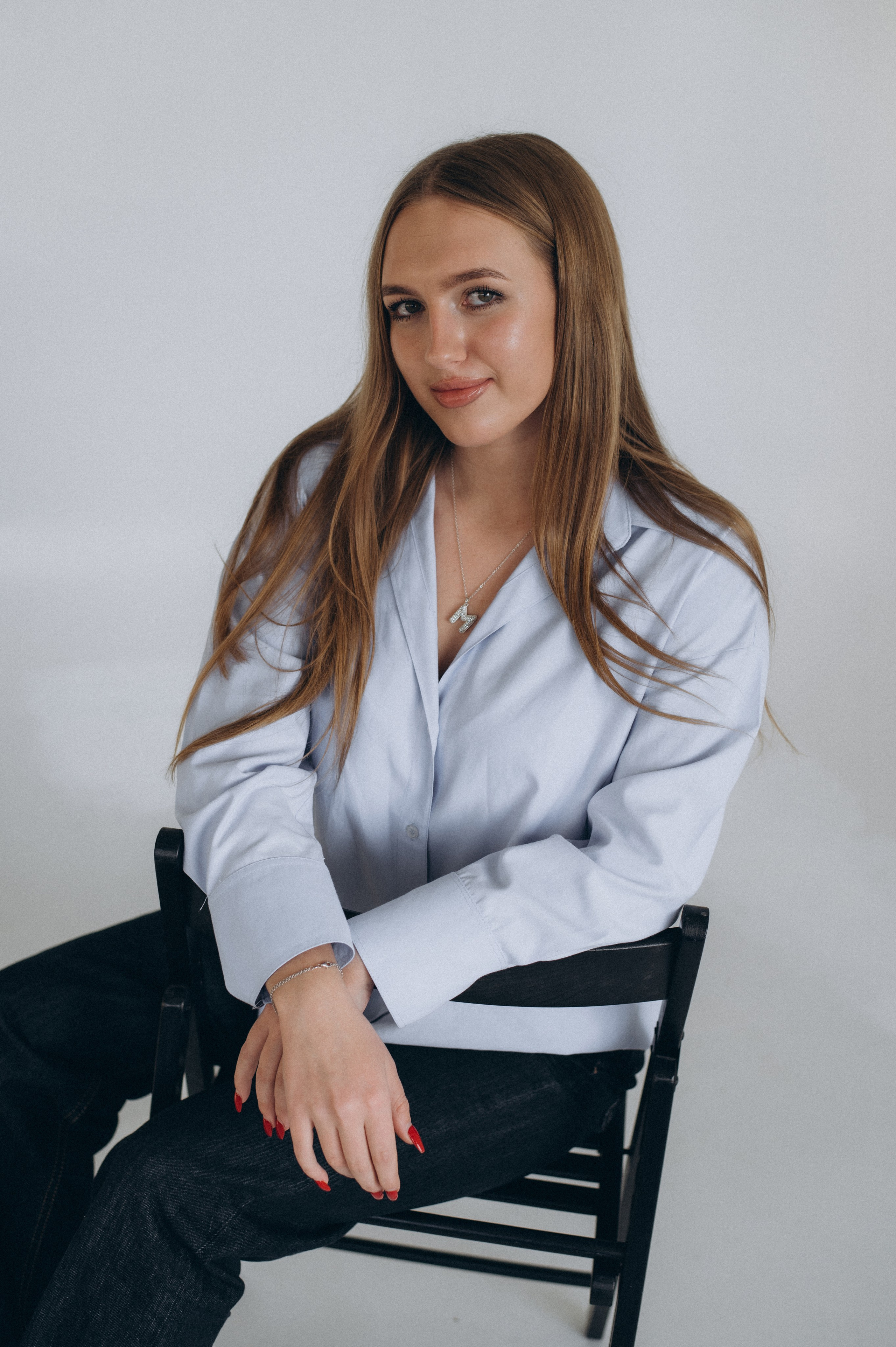 Фотосесія випускників, фотосесія на віньєтки Тернопіль, випускники Тернопіль, випуск 2025. Сімейний, дитячий та індивідуальний фотограф в м. Тернопіль, м. Львів