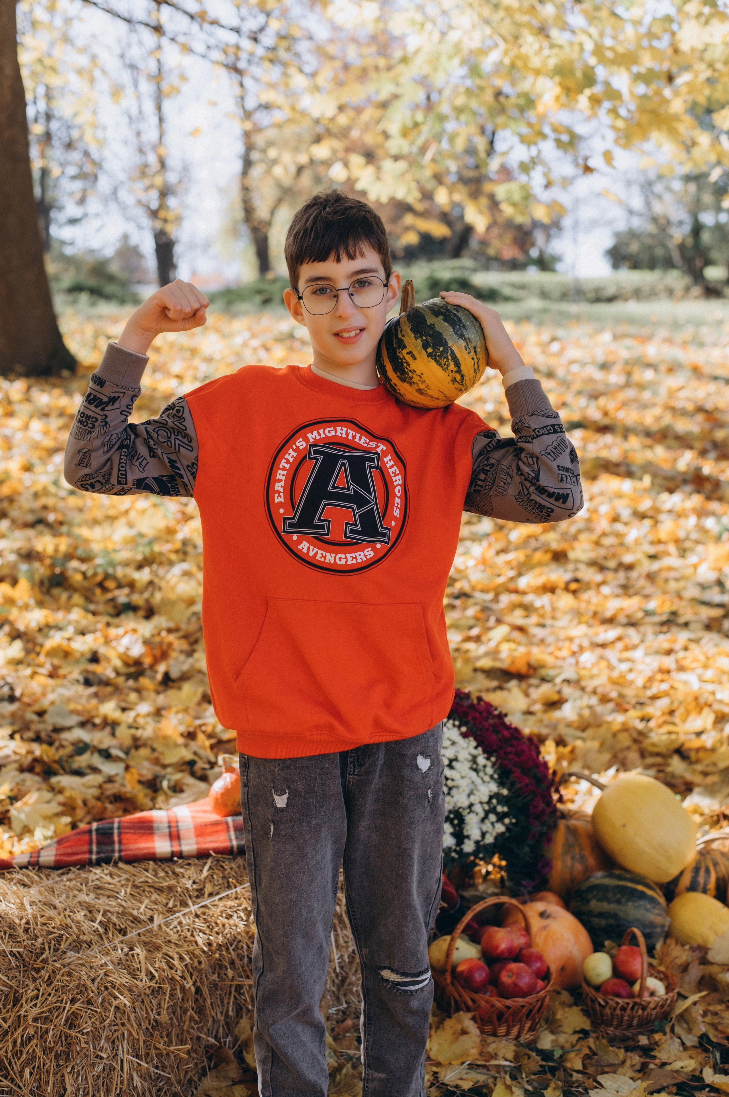 Осіння фотосесія 4 класу на віньєтки, випускні фотоальбоми Тернопіль, фотосесія випускників Тернопіль, шкільний випускний альбом Тернопіль. Сімейний, дитячий та індивідуальний фотограф в м. Тернопіль, м. Львів