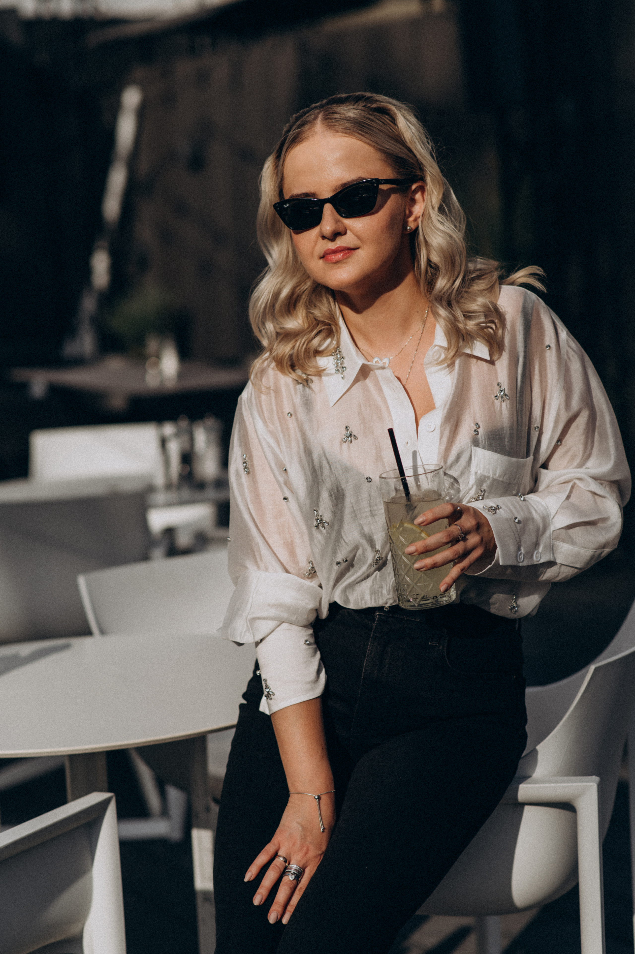 Індивідуальна контент зйомка фотосесія у кавярні кафе. Сімейний, дитячий та індивідуальний фотограф в м. Тернопіль, м. Львів