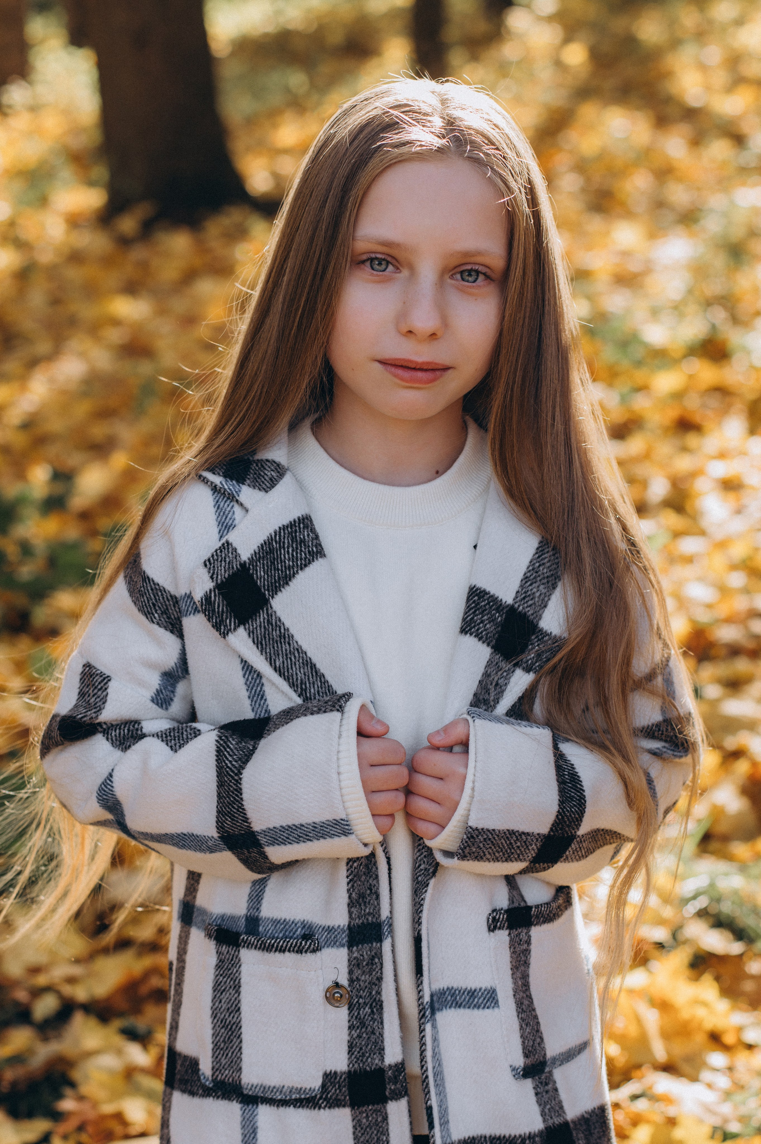 Осіння фотосесія 4 класу на віньєтки, випускні фотоальбоми Тернопіль, фотосесія випускників Тернопіль, шкільний випускний альбом Тернопіль. Сімейний, дитячий та індивідуальний фотограф в м. Тернопіль, м. Львів