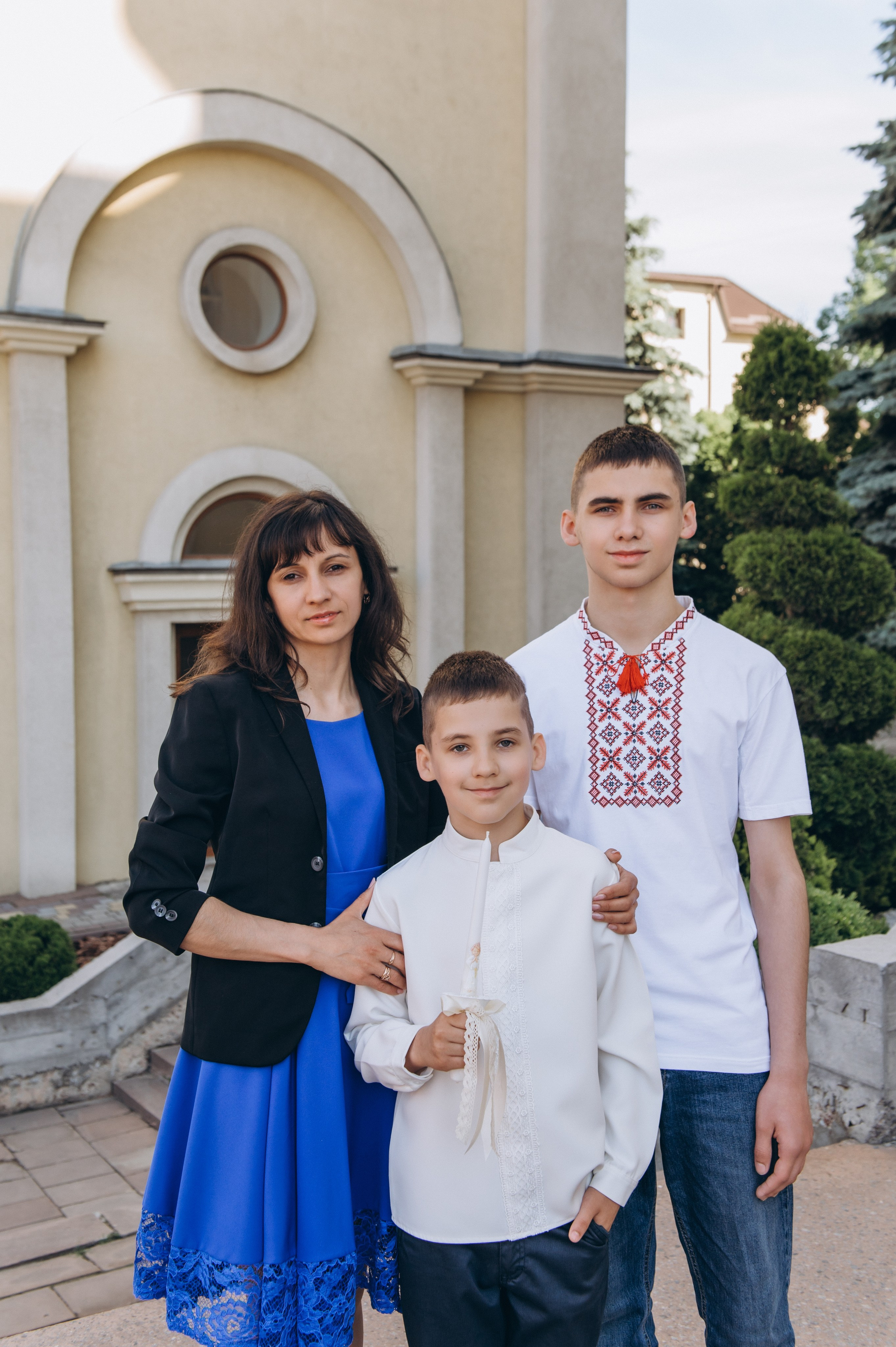 Фотосесія Першого Причастя Тернопіль, зйомка Першого Причастя Тернопіль, Церква Успіння Пресвятої Богородиці Причастя Тернопіль. Сімейний, дитячий та індивідуальний фотограф в м. Тернопіль, м. Львів