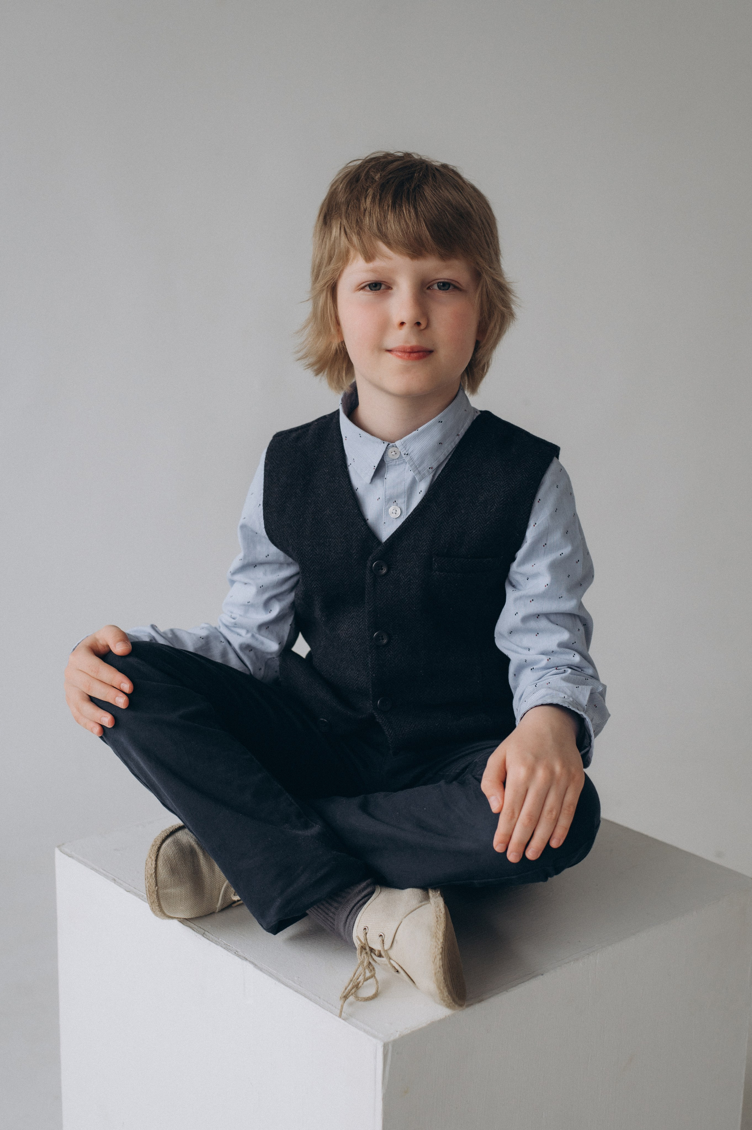 Шкільна фотосесія на віньєтки Тернопіль, фотосесія випускників Тернопіль, зйомка на віньєтки, шкільні фотоальбоми Тернопіль. Сімейний, дитячий та індивідуальний фотограф в м. Тернопіль, м. Львів