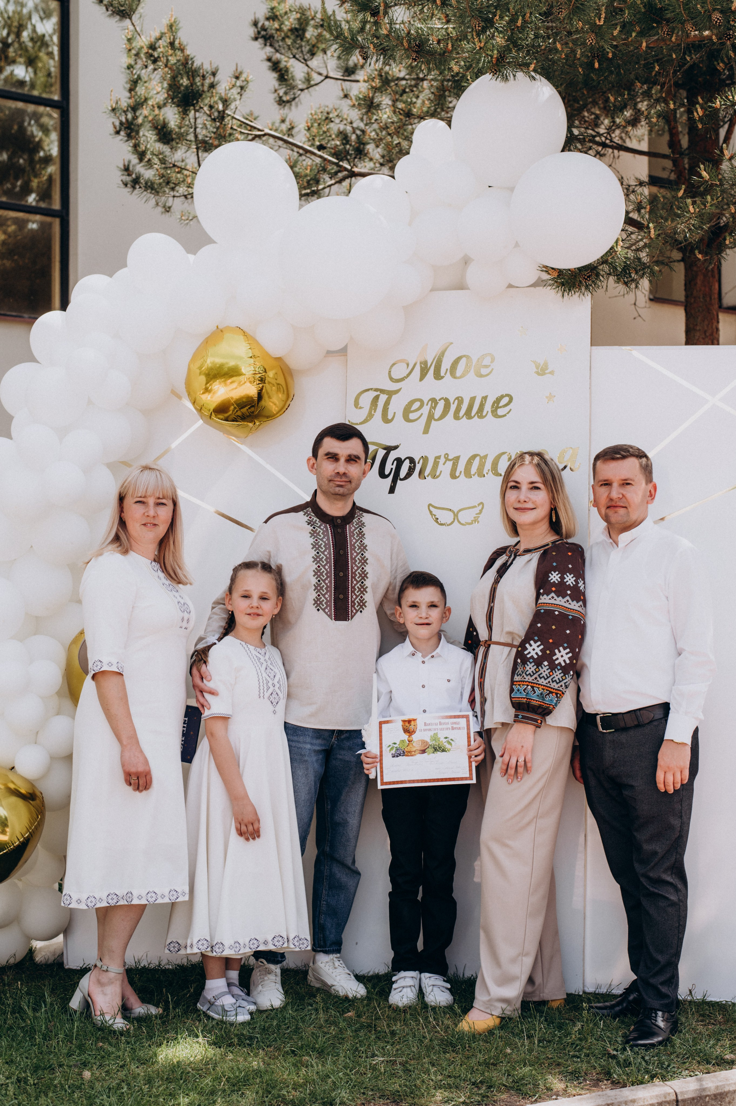 Фотосесія Першого Причастя Тернопіль, зйомка Причастя Тернопіль, Таїнство Першого Причастя Тернопіль, Катедра Причастя Тернопіль. Сімейний, дитячий та індивідуальний фотограф в м. Тернопіль, м. Львів