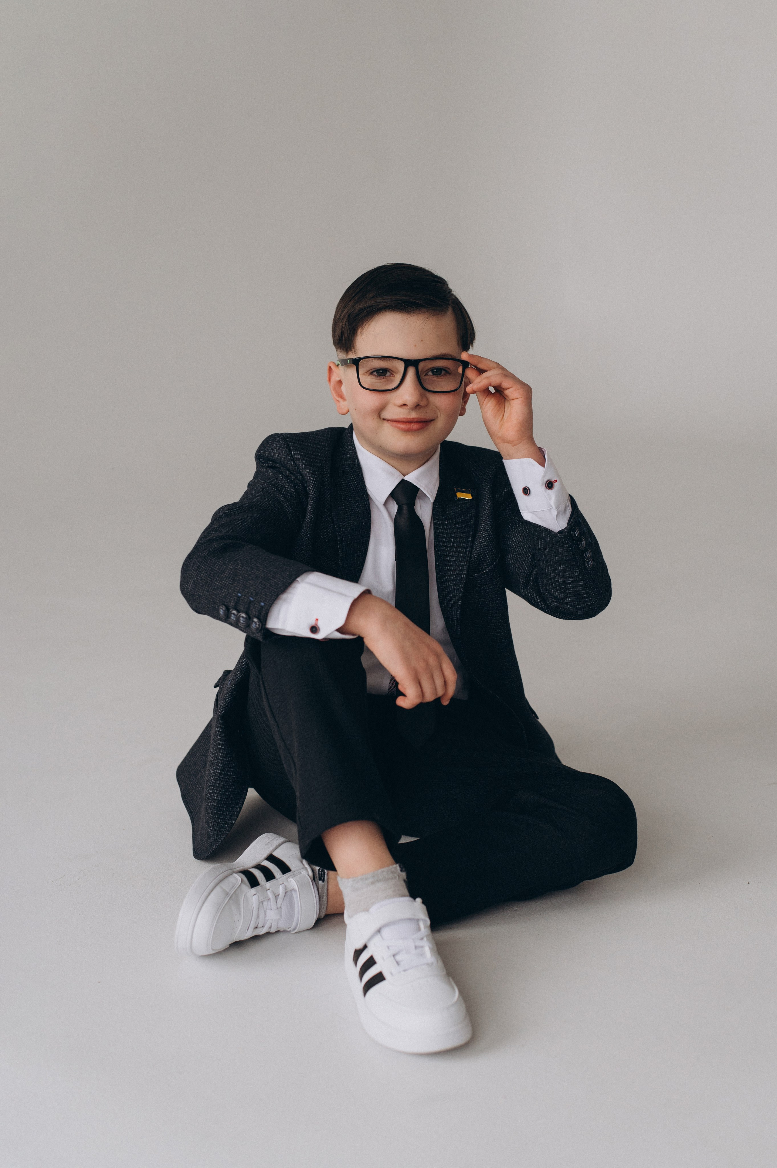 Шкільна фотосесія на віньєтки Тернопіль, шкільні альбоми, фотосесія випускників Тернопіль, випускний альбом, фотограф випускний Тернопіль. Сімейний, дитячий та індивідуальний фотограф в м. Тернопіль, м. Львів