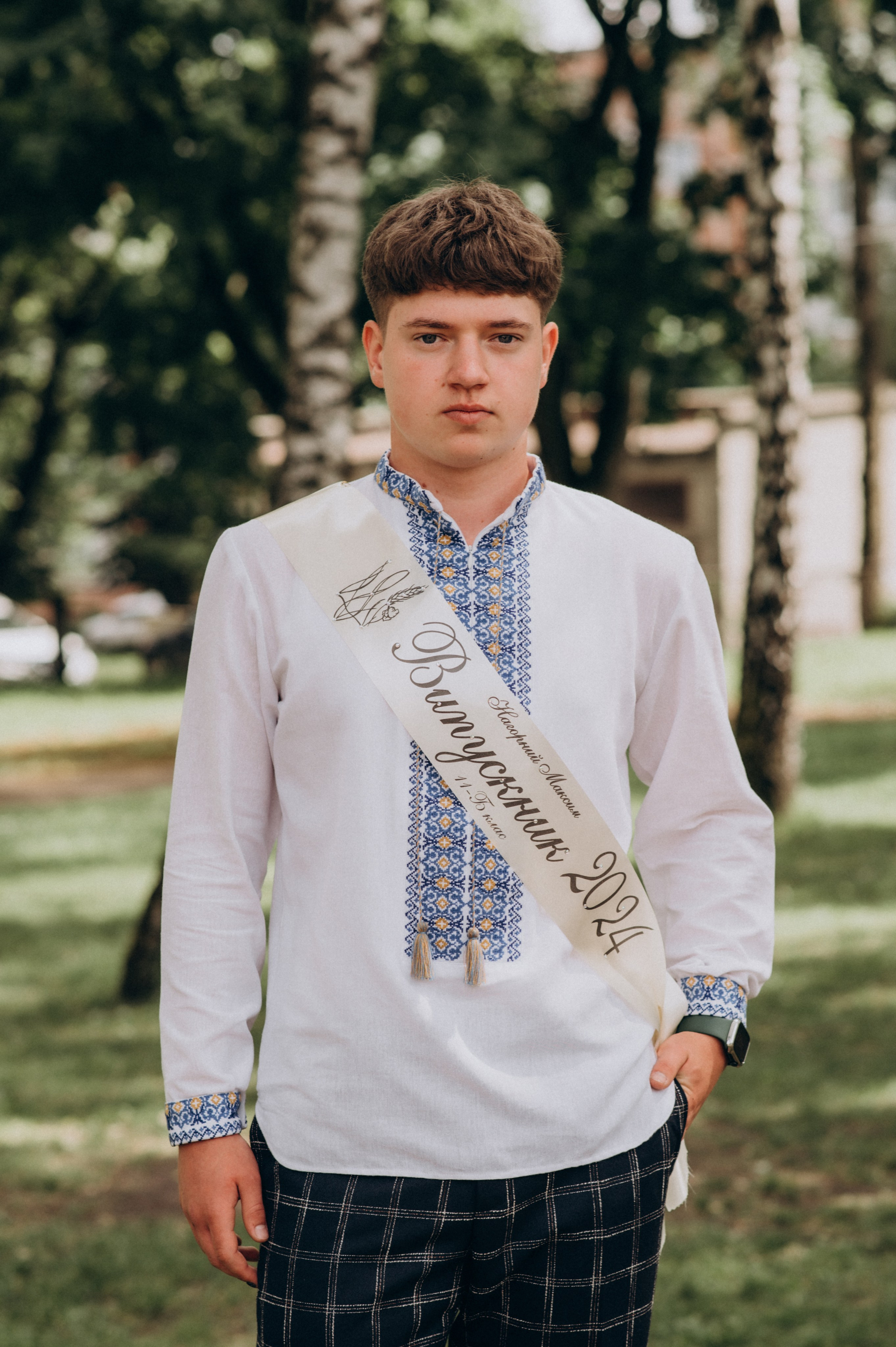 Фотосесія останнього дзвоника, фотосесія випускників Тернопіль, випускний 2024. Сімейний, дитячий та індивідуальний фотограф в м. Тернопіль, м. Львів