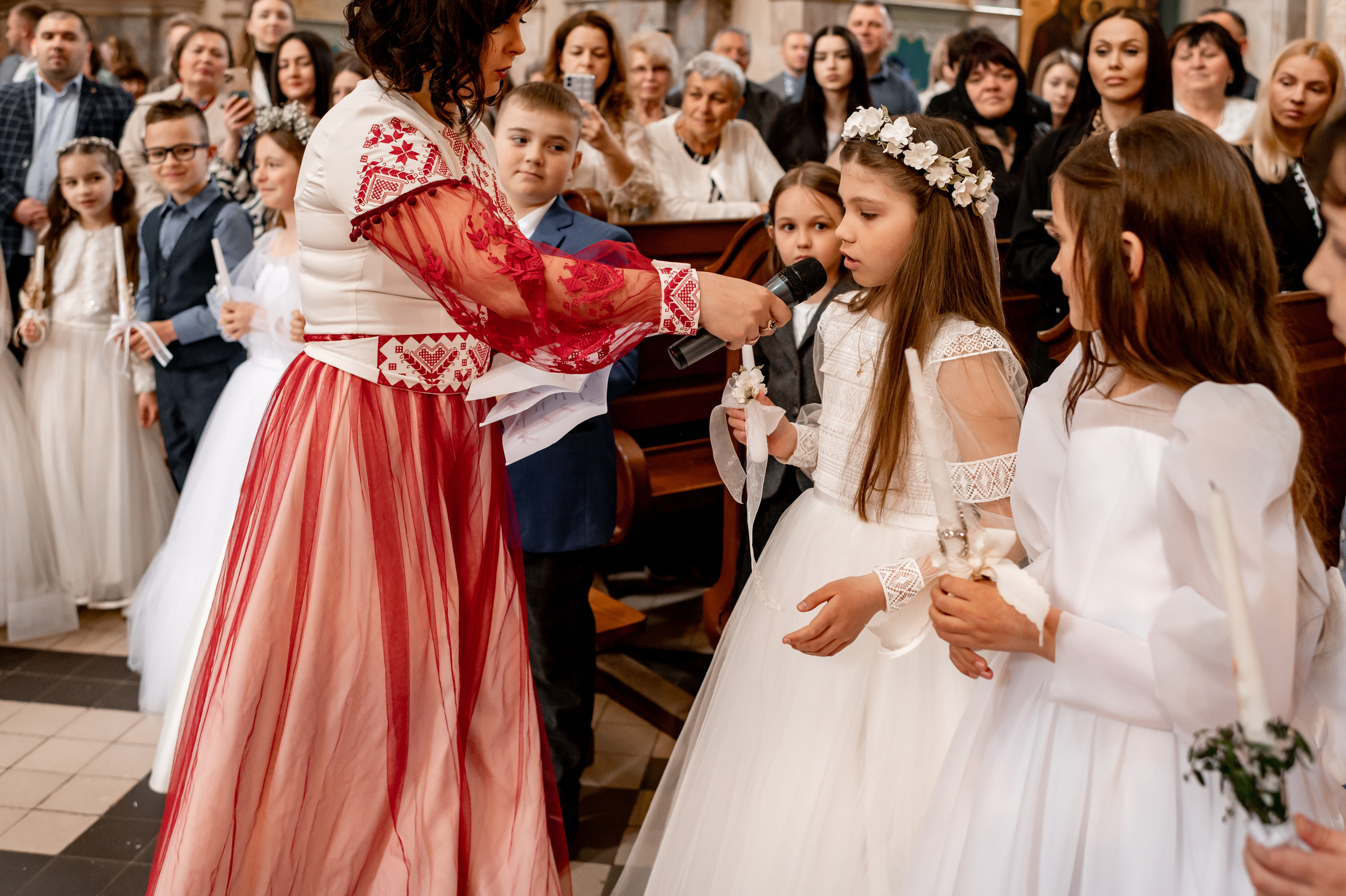 Фотосесія Першого Причастя Тернопіль, зйомка Причастя Тернопіль, Таїнство Першого Причастя Тернопіль, Катедра Причастя Тернопіль. Сімейний, дитячий та індивідуальний фотограф в м. Тернопіль, м. Львів