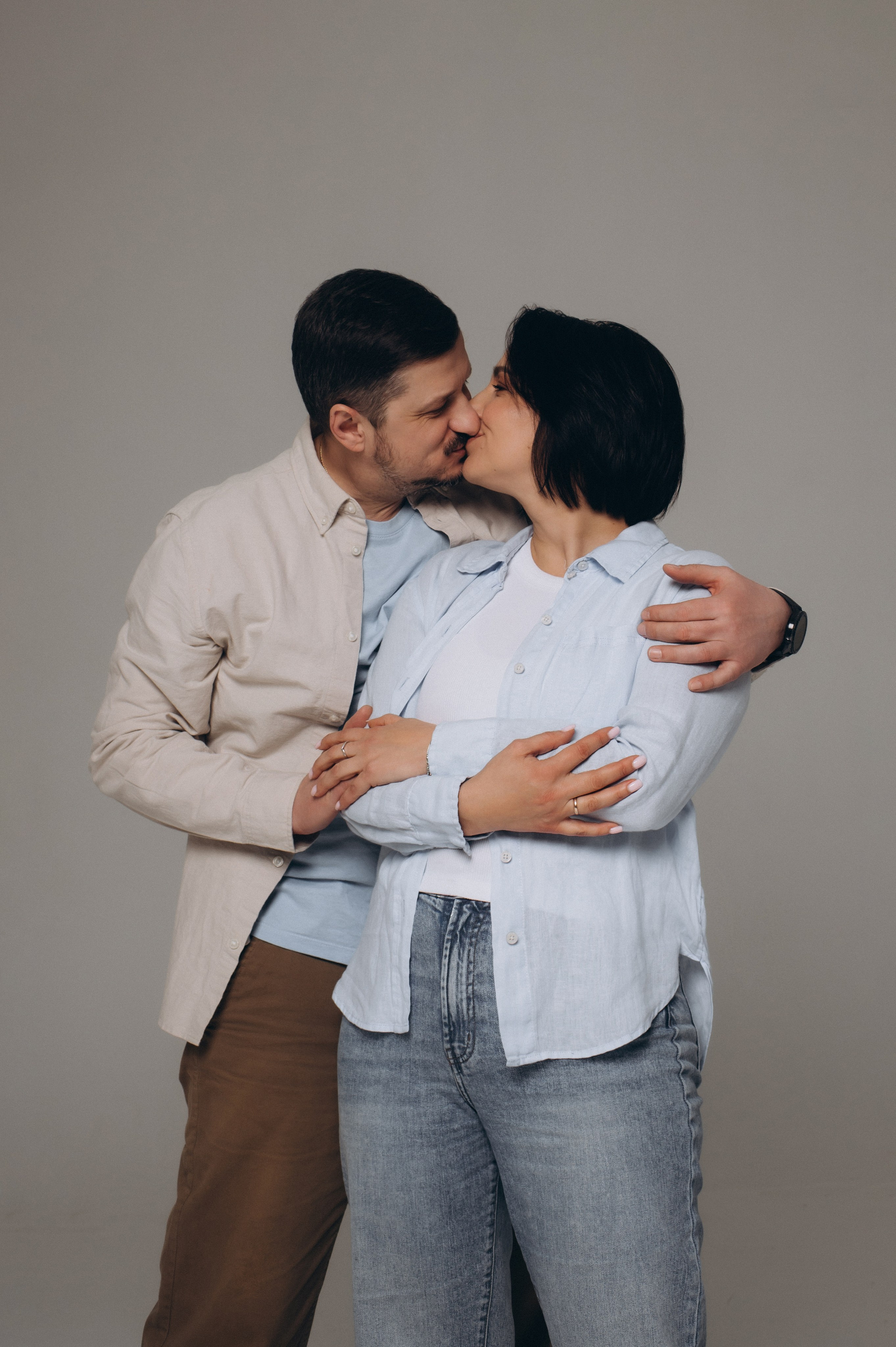 Фотосесія лавсторі Тернопіль, зйомка lovestory Тернопіль, сімейний фотограф Тернопіль, фотосесія пари в студії, сімейна фотосесія Тернопіль. Сімейний, дитячий та індивідуальний фотограф в м. Тернопіль, м. Львів