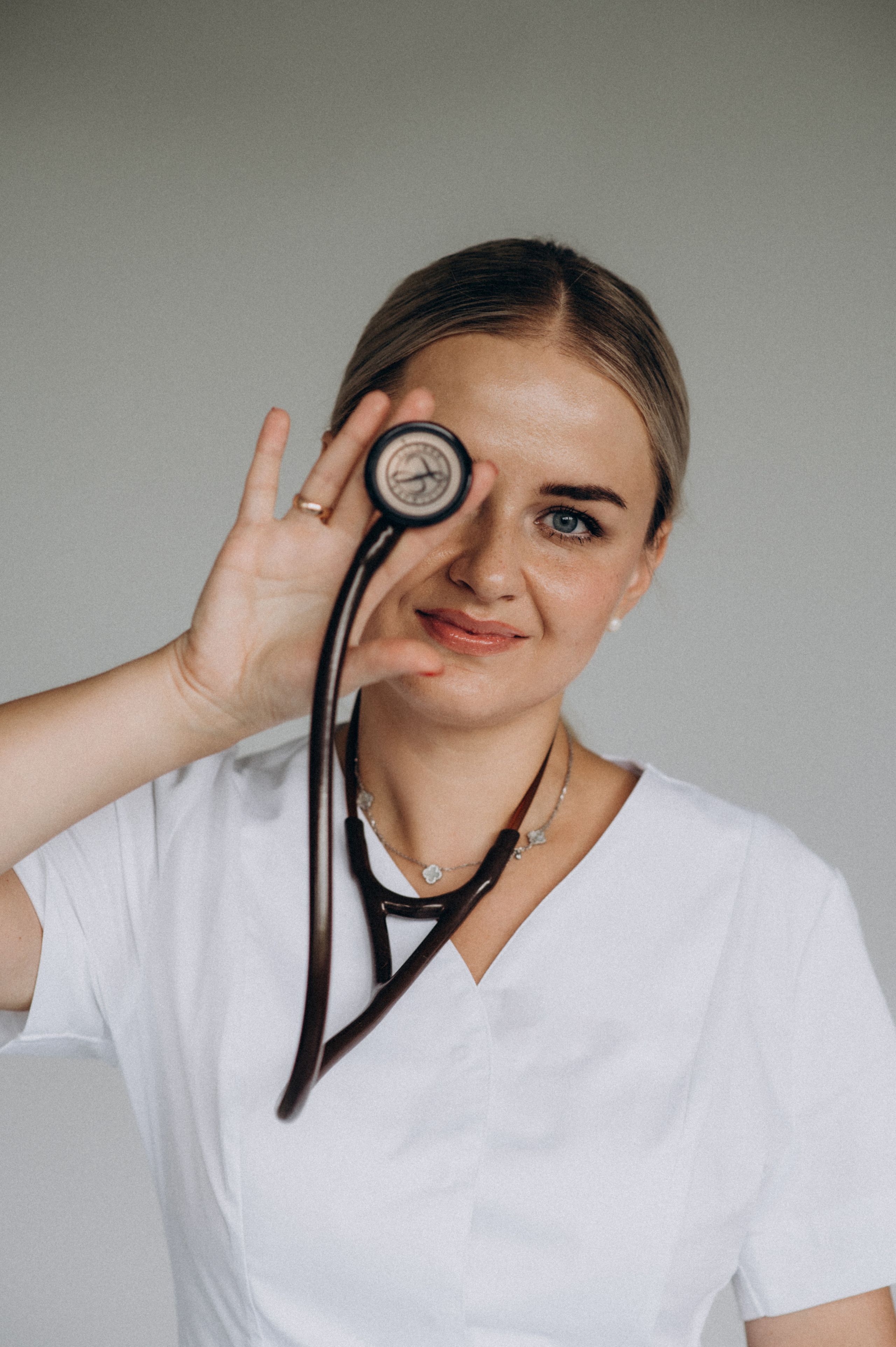 Контент зйомка, фотосесія персоналу клініки. Сімейний, дитячий та індивідуальний фотограф в м. Тернопіль, м. Львів