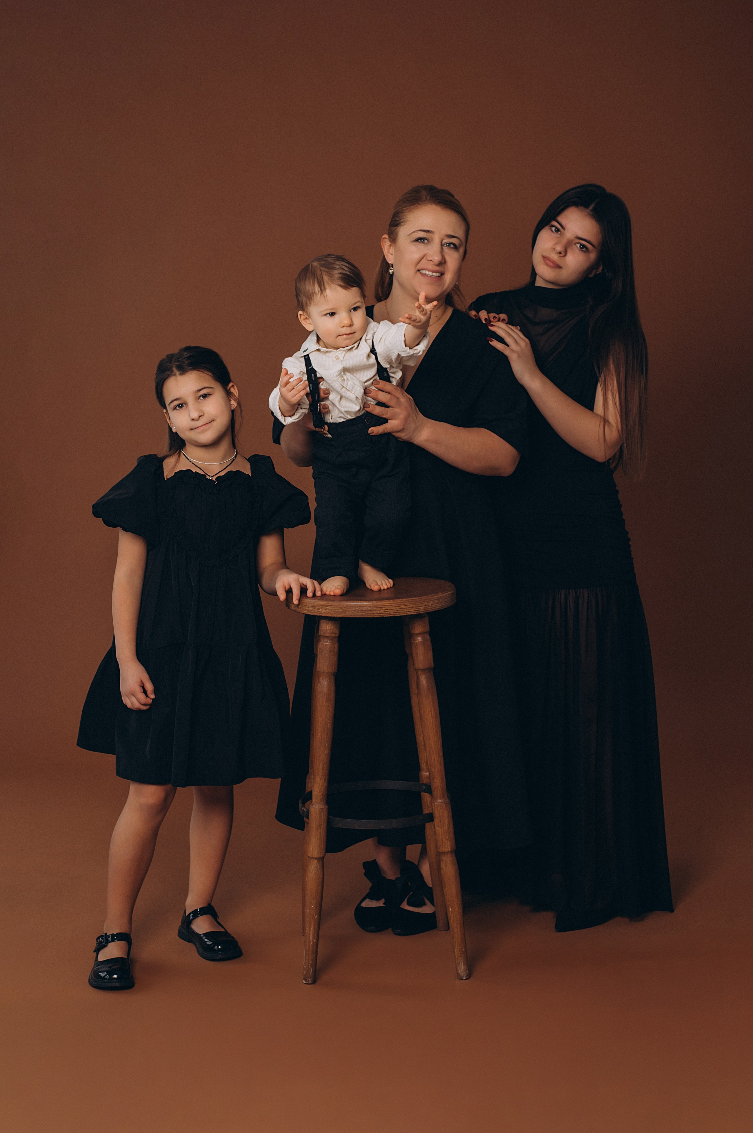 Перший тортик малюка, зйомка першого тортика Тернопіль, новорічна фотосесія, зйомка дня народження, сімейний фотограф Тернопіль, cakesmash. Сімейний, дитячий та індивідуальний фотограф в м. Тернопіль, м. Львів