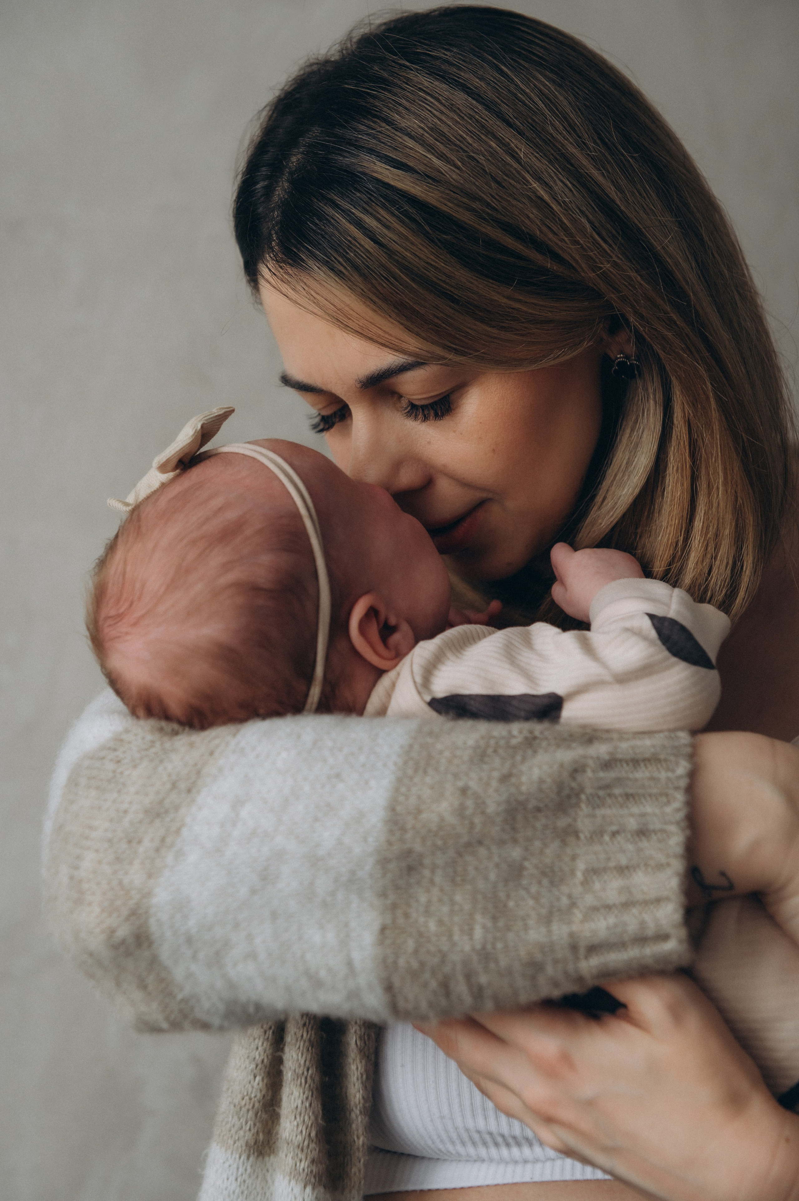 Сімейна фотосесія вдома Тернопіль, сімейний фотограф Львів Тернопіль, сімейна фотосесія Тернопіль, фотосесія двійні, зйомка близнюків. Сімейний, дитячий та індивідуальний фотограф в м. Тернопіль, м. Львів