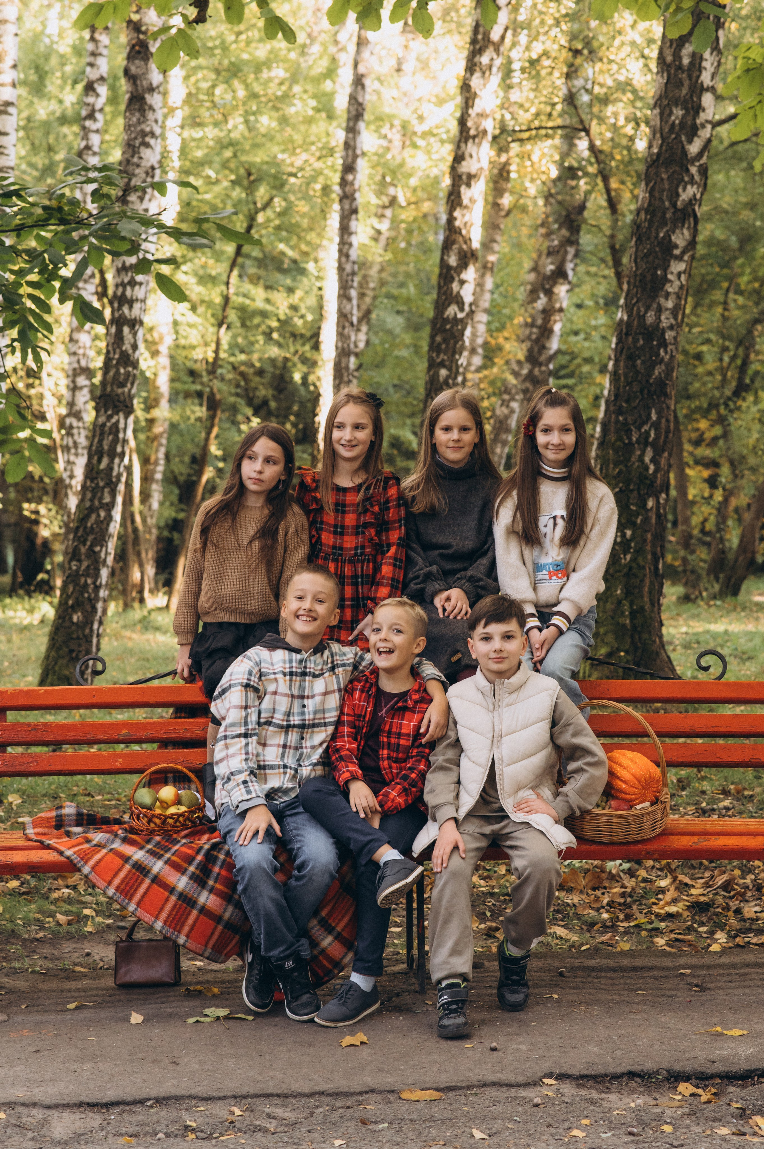 Фотосесія випускників Тернопіль, зйомка на віньєтки Тернопіль, вінєтки, випускні фотоальбоми Тернопіль. Сімейний, дитячий та індивідуальний фотограф в м. Тернопіль, м. Львів