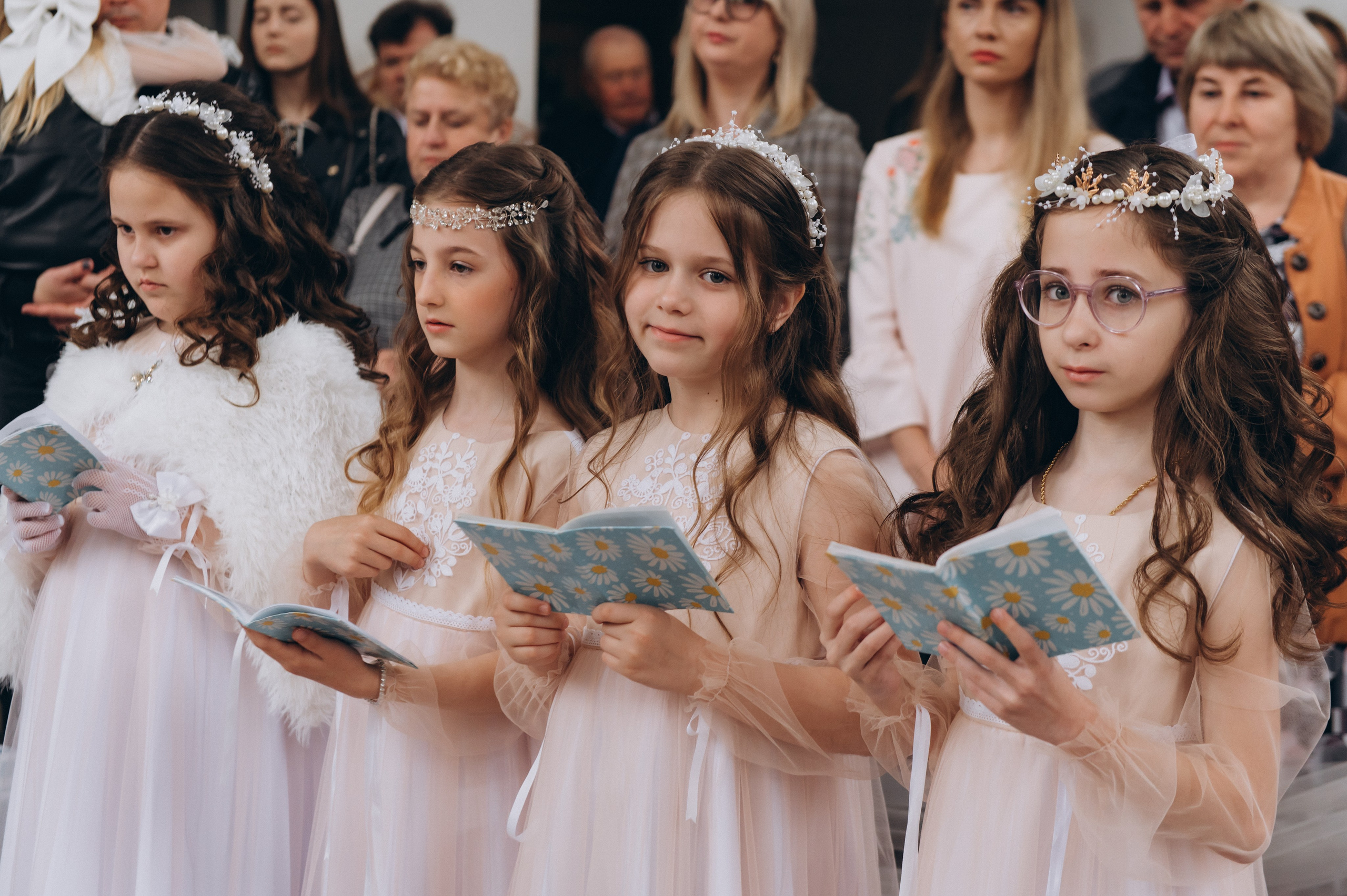 Фотосесія Причастя Тернопіль, зйомка Причастя, фотограф на Причастя Тернопіль, Причастя Львів, Причастя церква Михаїла Тернопіль. Сімейний, дитячий та індивідуальний фотограф в м. Тернопіль, м. Львів