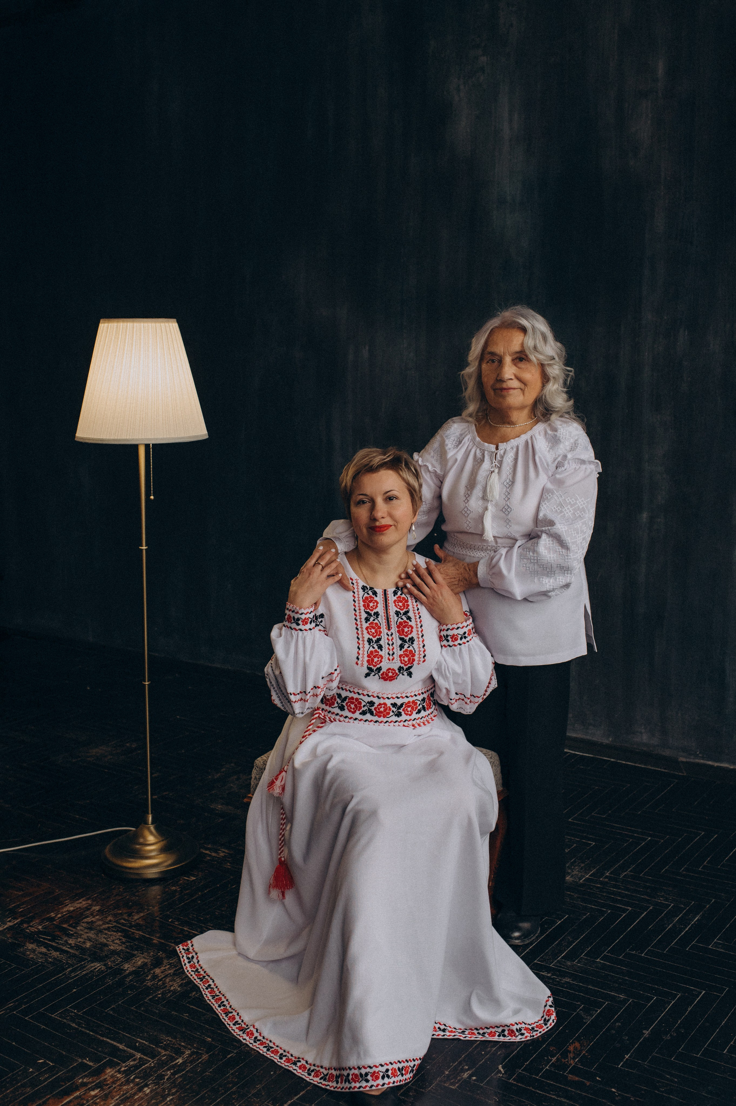 Фотосесія мами і дочки, сімейна зйомка Тернопіль, сімейний фотограф Тернопіль, студійна зйомка Тернопіль. Сімейний, дитячий та індивідуальний фотограф в м. Тернопіль, м. Львів