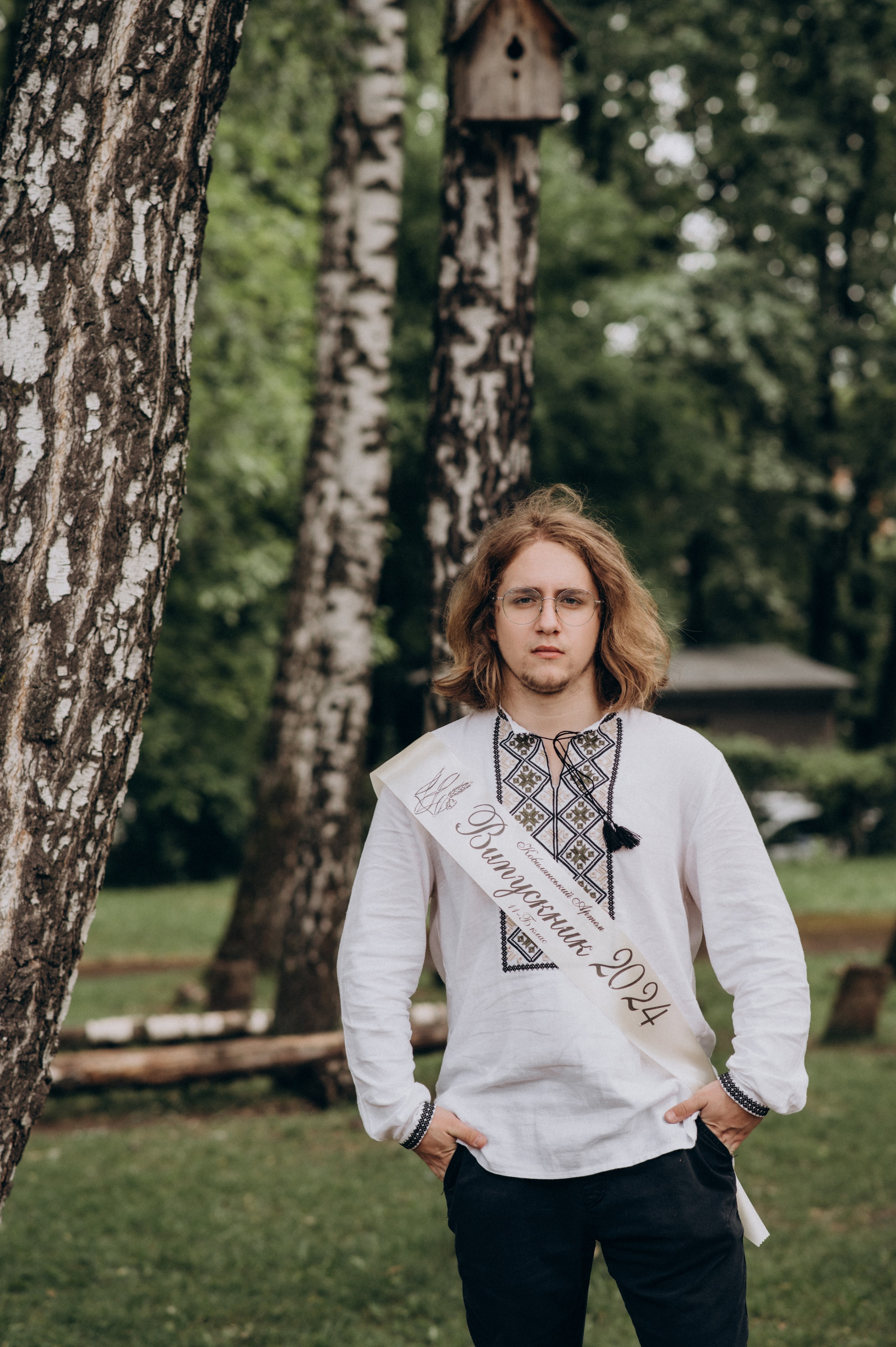 Фотосесія останнього дзвоника, фотосесія випускників Тернопіль, випускний 2024. Сімейний, дитячий та індивідуальний фотограф в м. Тернопіль, м. Львів