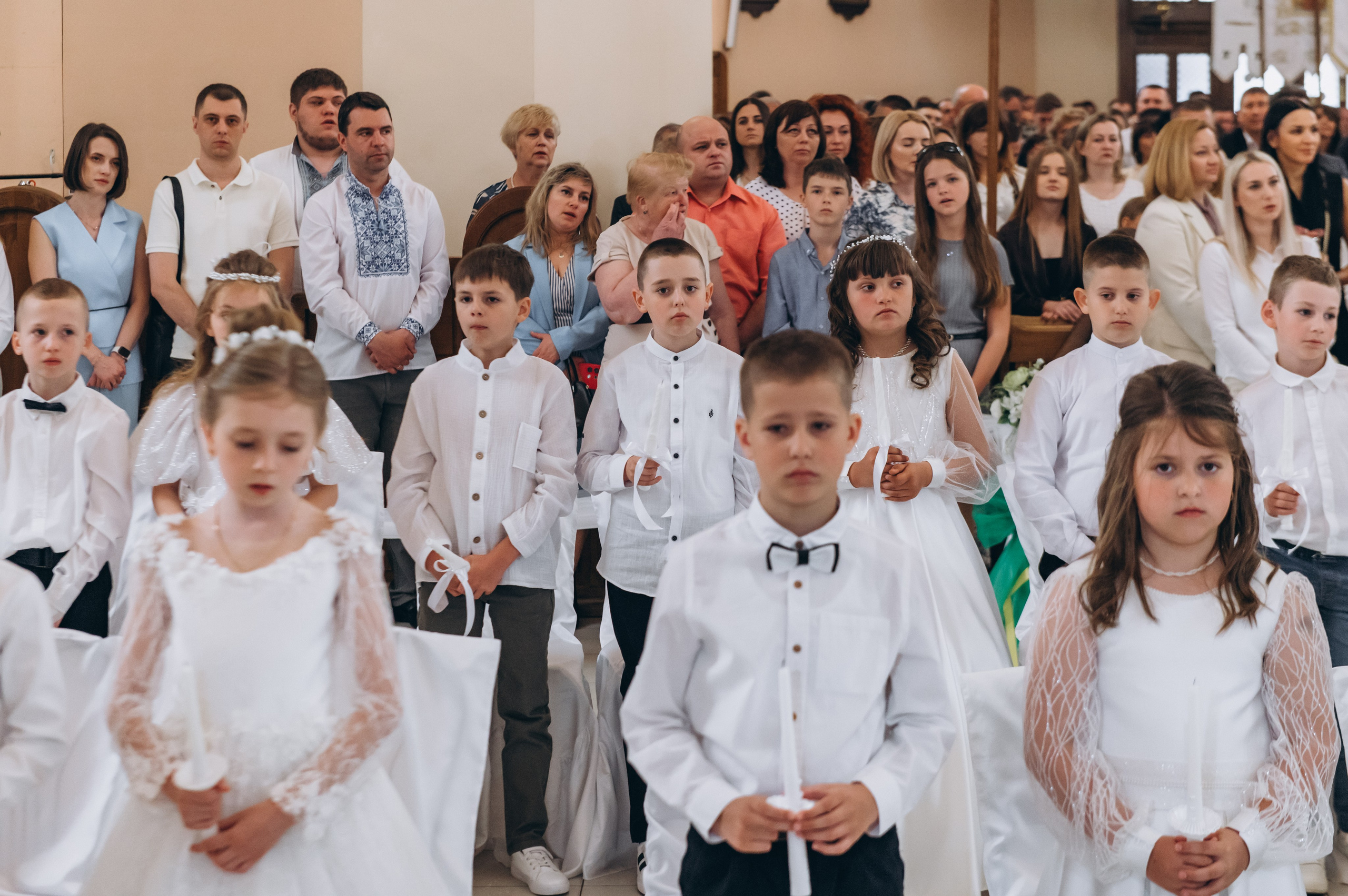 Фотосесія Причастя Тернопіль, зйомка Причастя, фотограф на Причастя Тернопіль, Причастя Львів, церква Петра і Павла. Сімейний, дитячий та індивідуальний фотограф в м. Тернопіль, м. Львів