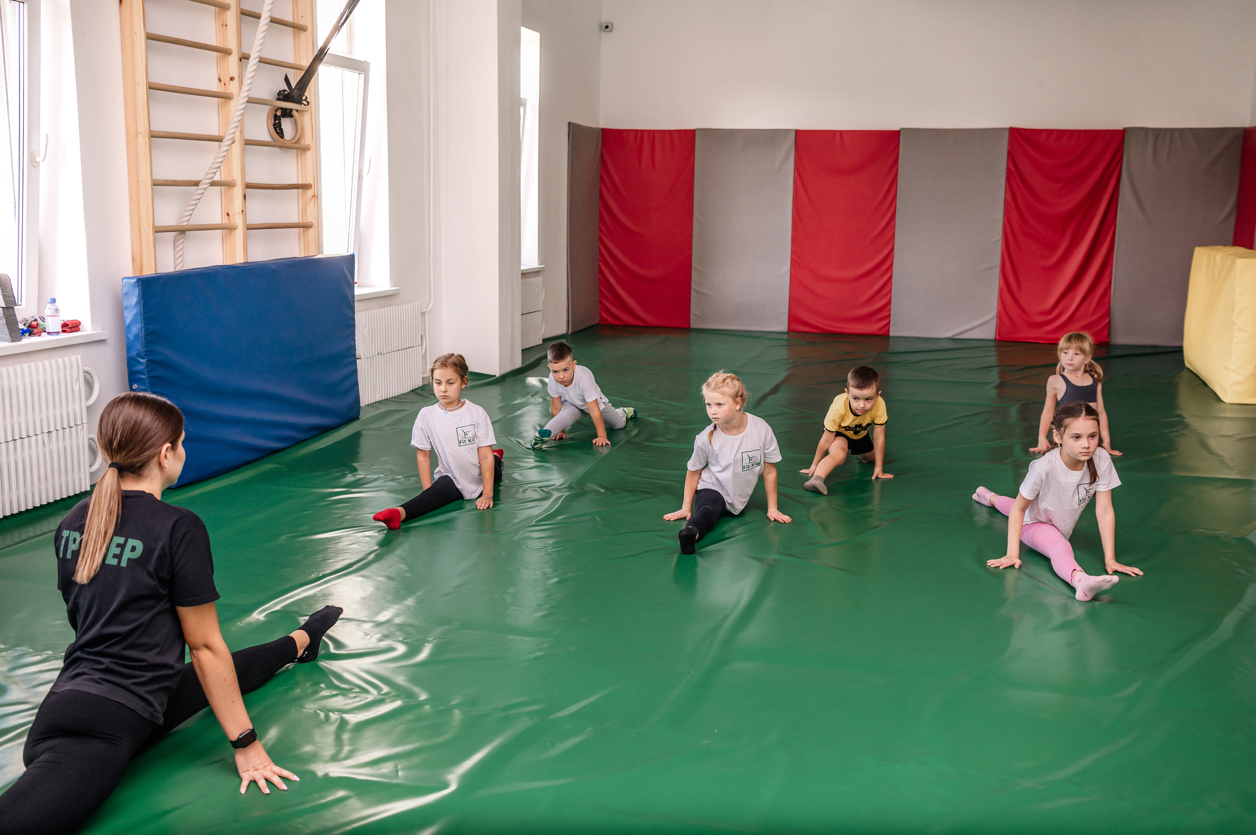 Спортивна фотосесія для FitKid Ternopil. Сімейний, дитячий та індивідуальний фотограф в м. Тернопіль, м. Львів