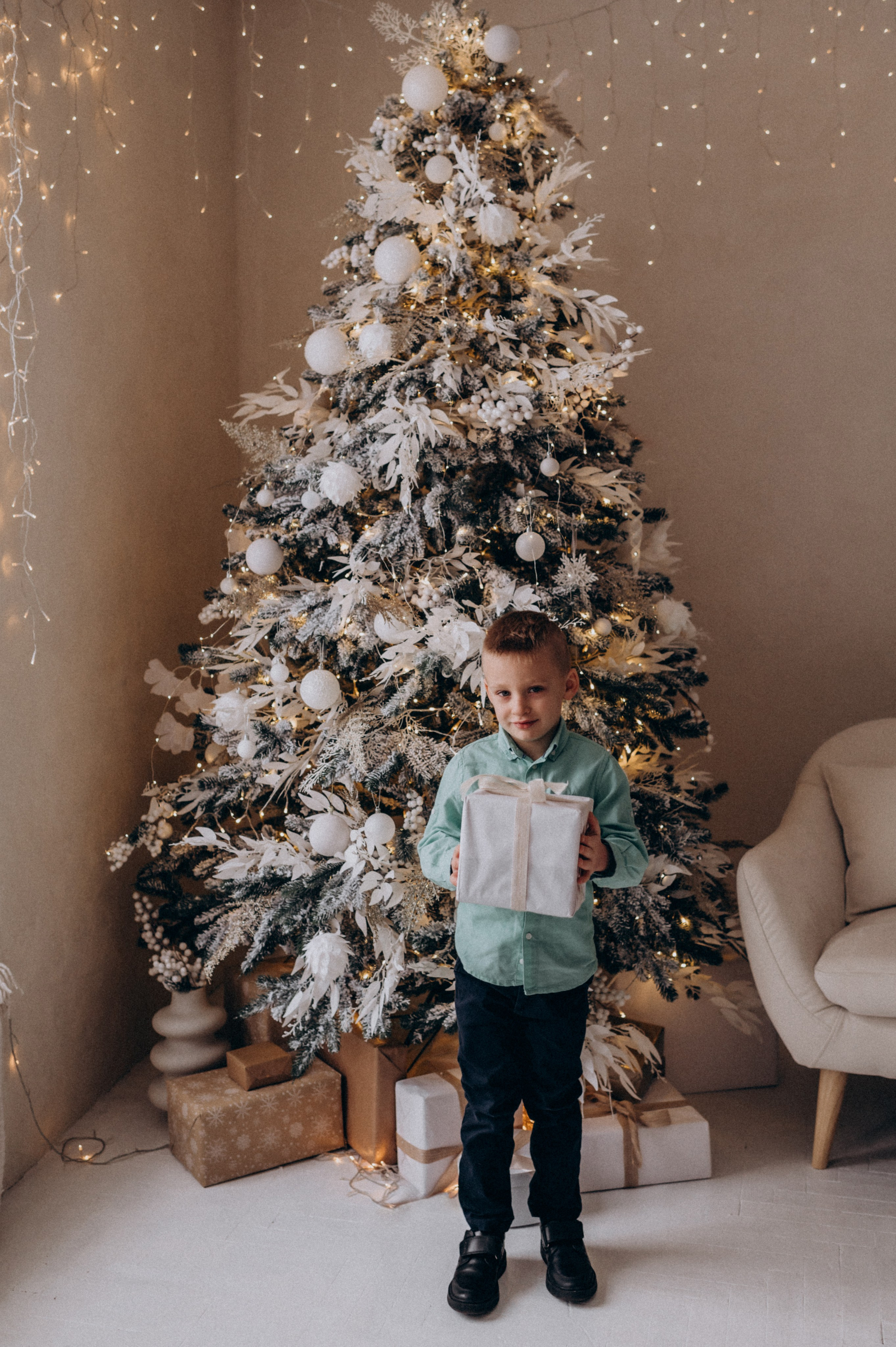 Фотосесія групи дитячого садочку, фотосесія на віньєтки, зйомка дітей в студії. Сімейний, дитячий та індивідуальний фотограф в м. Тернопіль, м. Львів