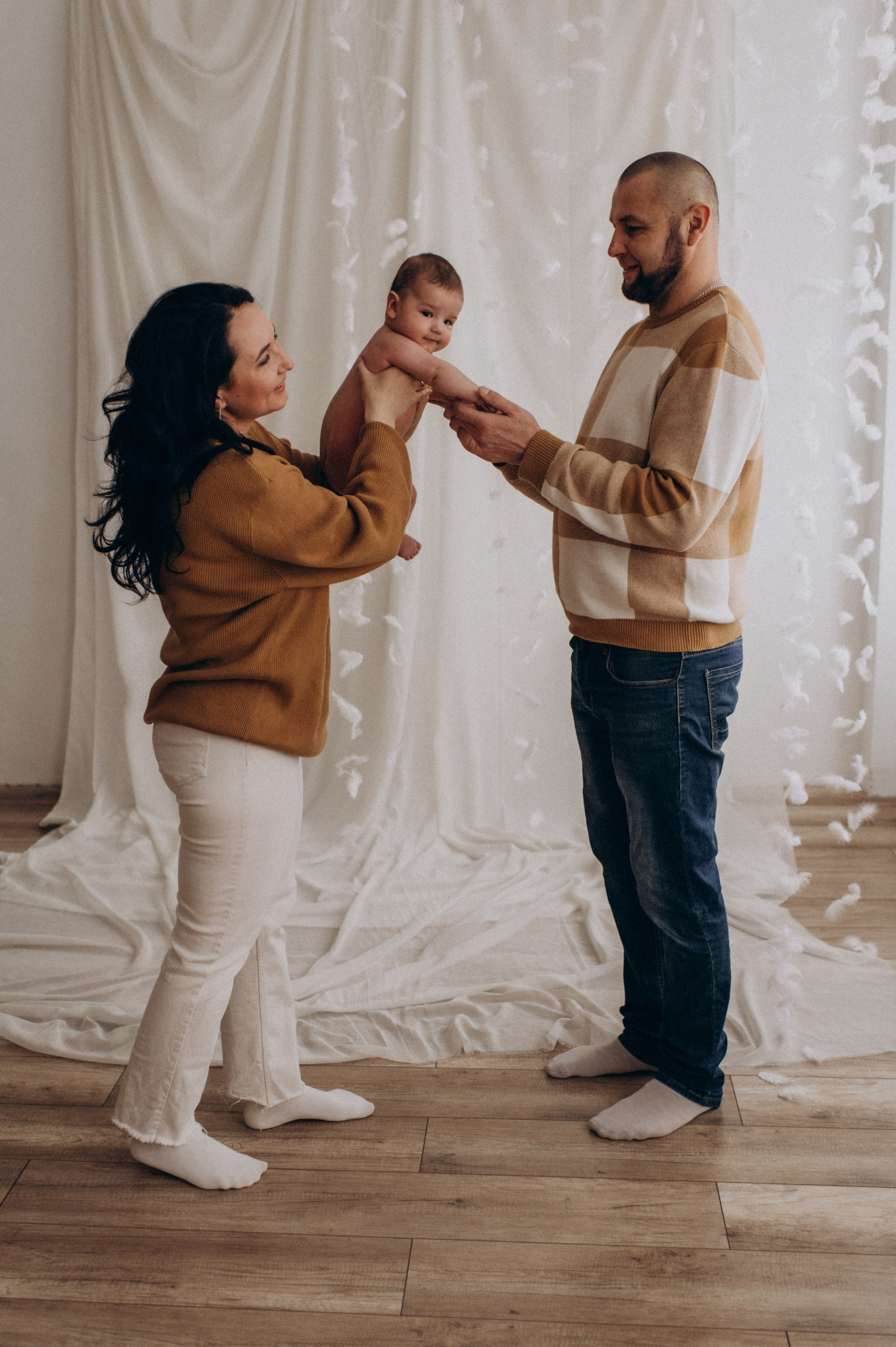 Сімейна фотосесія Тернопіль Львів, зйомка newborn, фотосесія новонароджених. Сімейний, дитячий та індивідуальний фотограф в м. Тернопіль, м. Львів