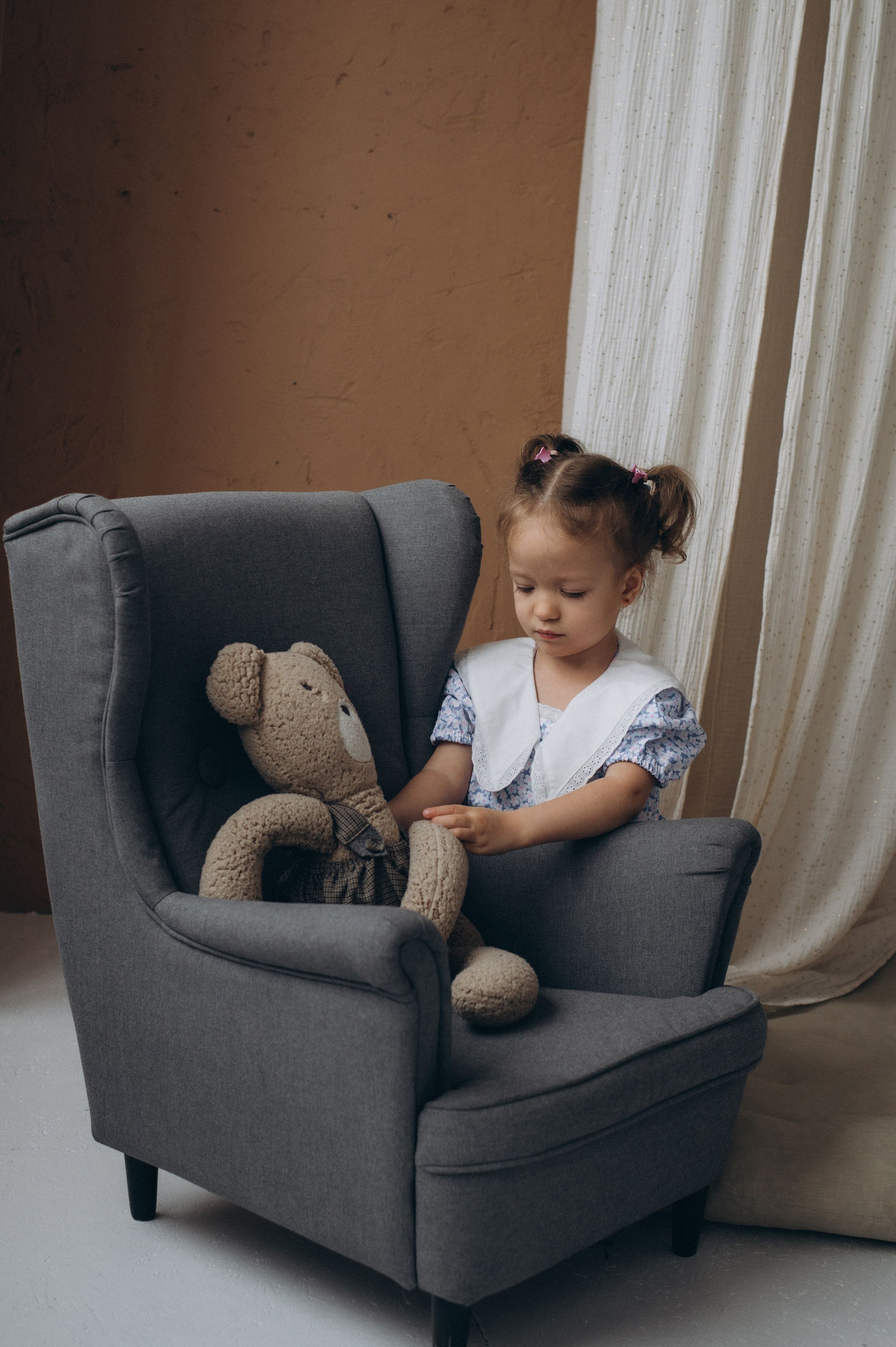 Сімейна фотосесія Тернопіль, сімейний фотограф Тернопіль, фотосесія у студії Тернопіль, дитячий фотограф, портретний фотограф Тернопіль. Сімейний, дитячий та індивідуальний фотограф в м. Тернопіль, м. Львів