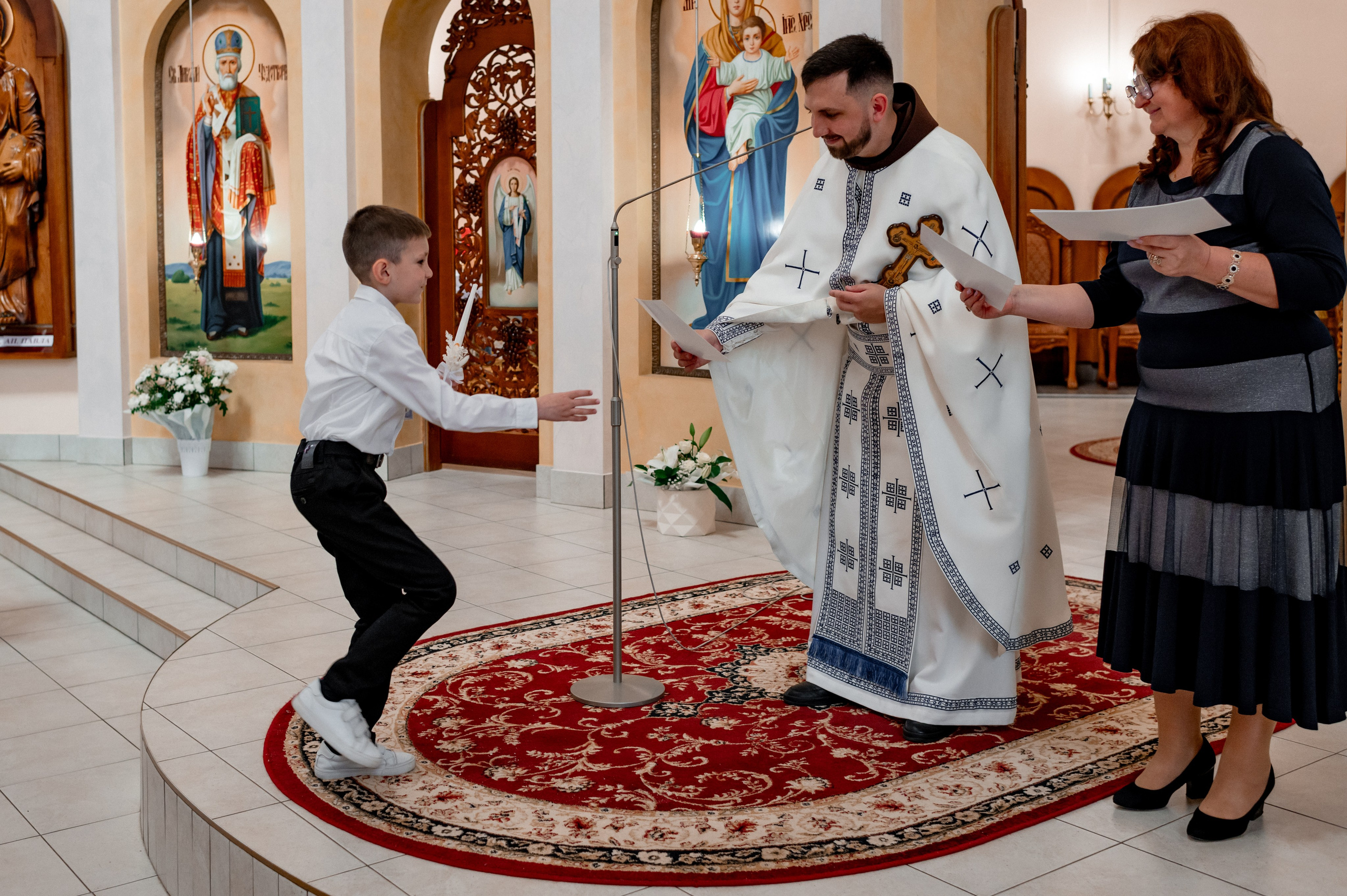 Фотосесія Першого Причастя Тернопіль, зйомка Причастя Тернопіль, Таїнство Першого Причастя Тернопіль, Катедра Причастя Тернопіль. Сімейний, дитячий та індивідуальний фотограф в м. Тернопіль, м. Львів