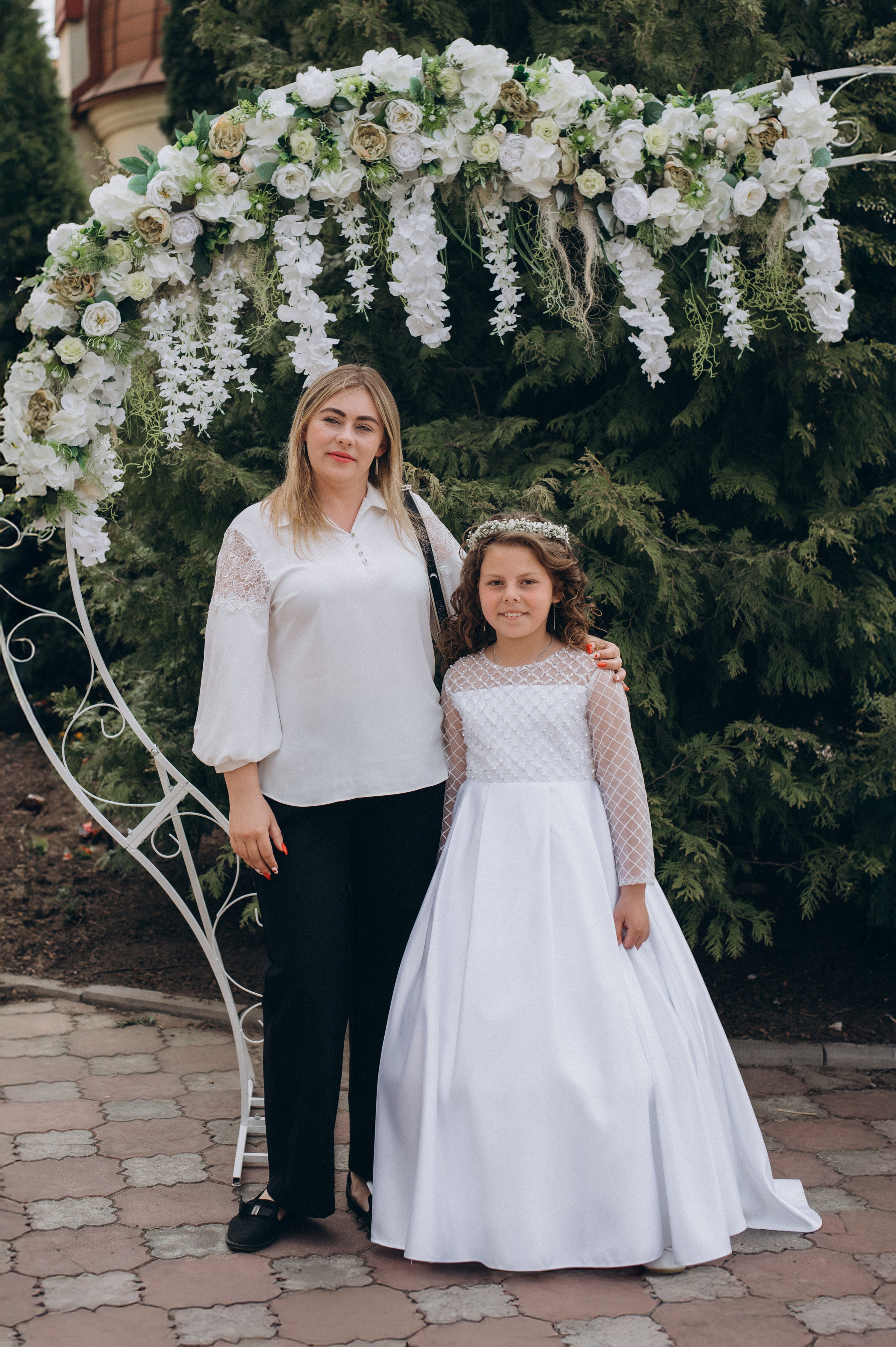 Фотосесія Причастя Тернопіль, зйомка Причастя, фотограф на Причастя Тернопіль, Причастя Львів, церква Петра і Павла. Сімейний, дитячий та індивідуальний фотограф в м. Тернопіль, м. Львів