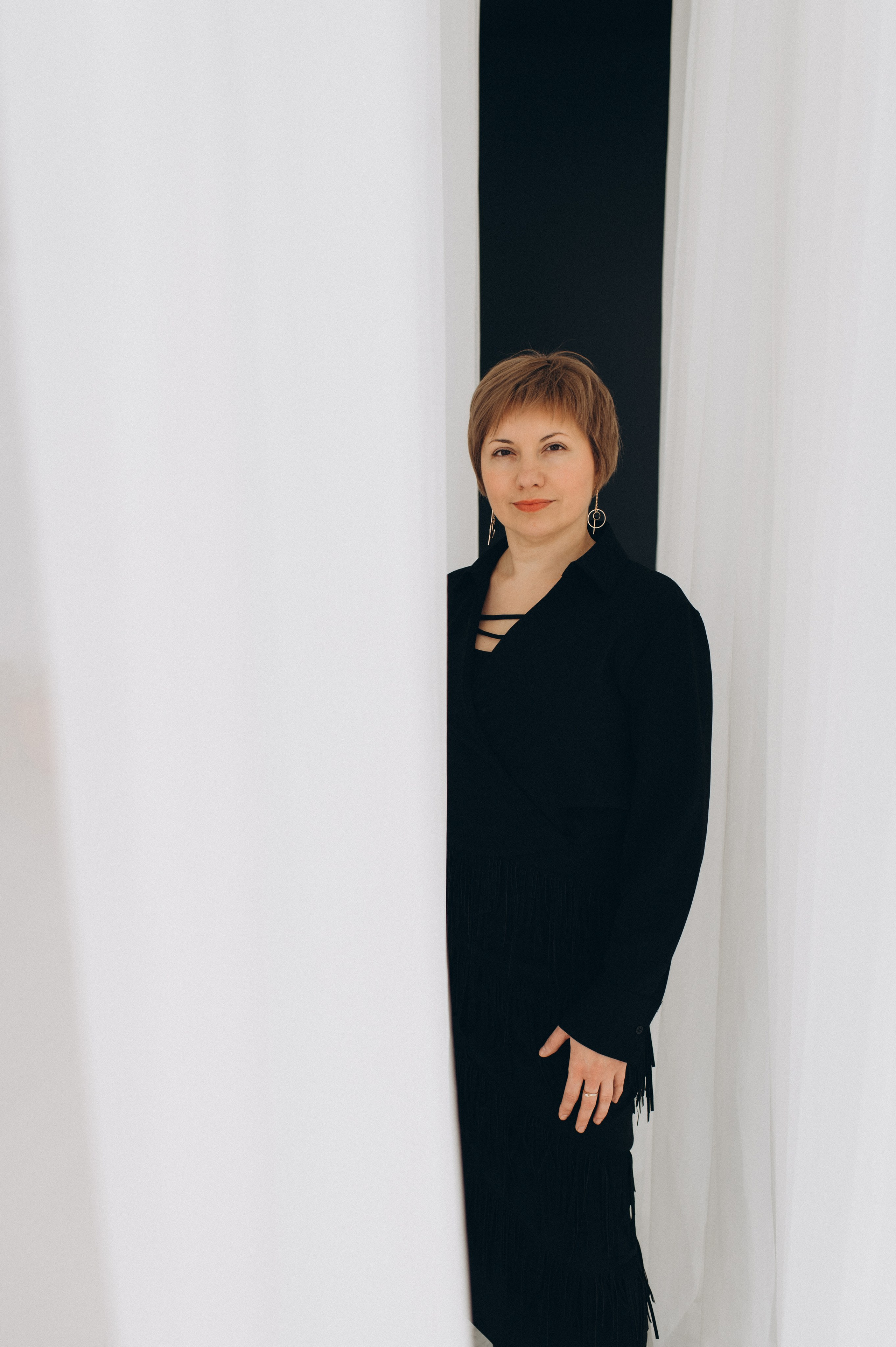 Індивідуальна фотосесія Тернопіль, студійна зйомка Львів, портретний фотограф Тернопіль, контент-фотосесія. Сімейний, дитячий та індивідуальний фотограф в м. Тернопіль, м. Львів