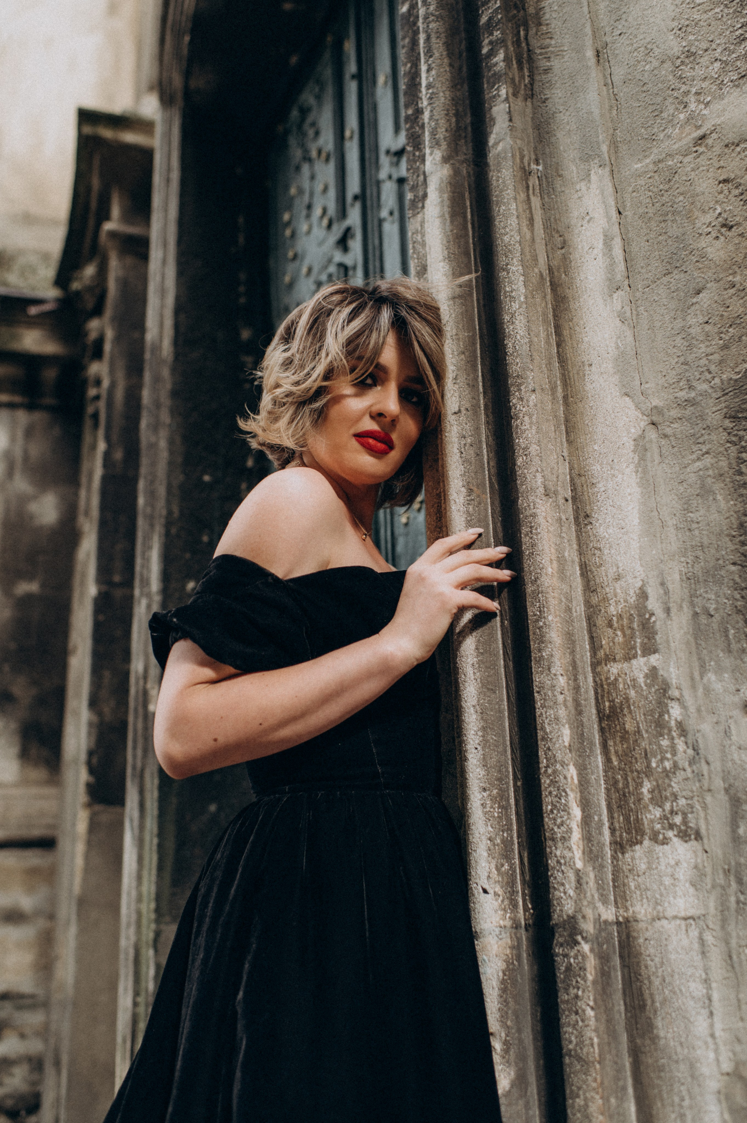 Фотосесія у м Львів індивідуальна вулична зйомка. Сімейний, дитячий та індивідуальний фотограф в м. Тернопіль, м. Львів