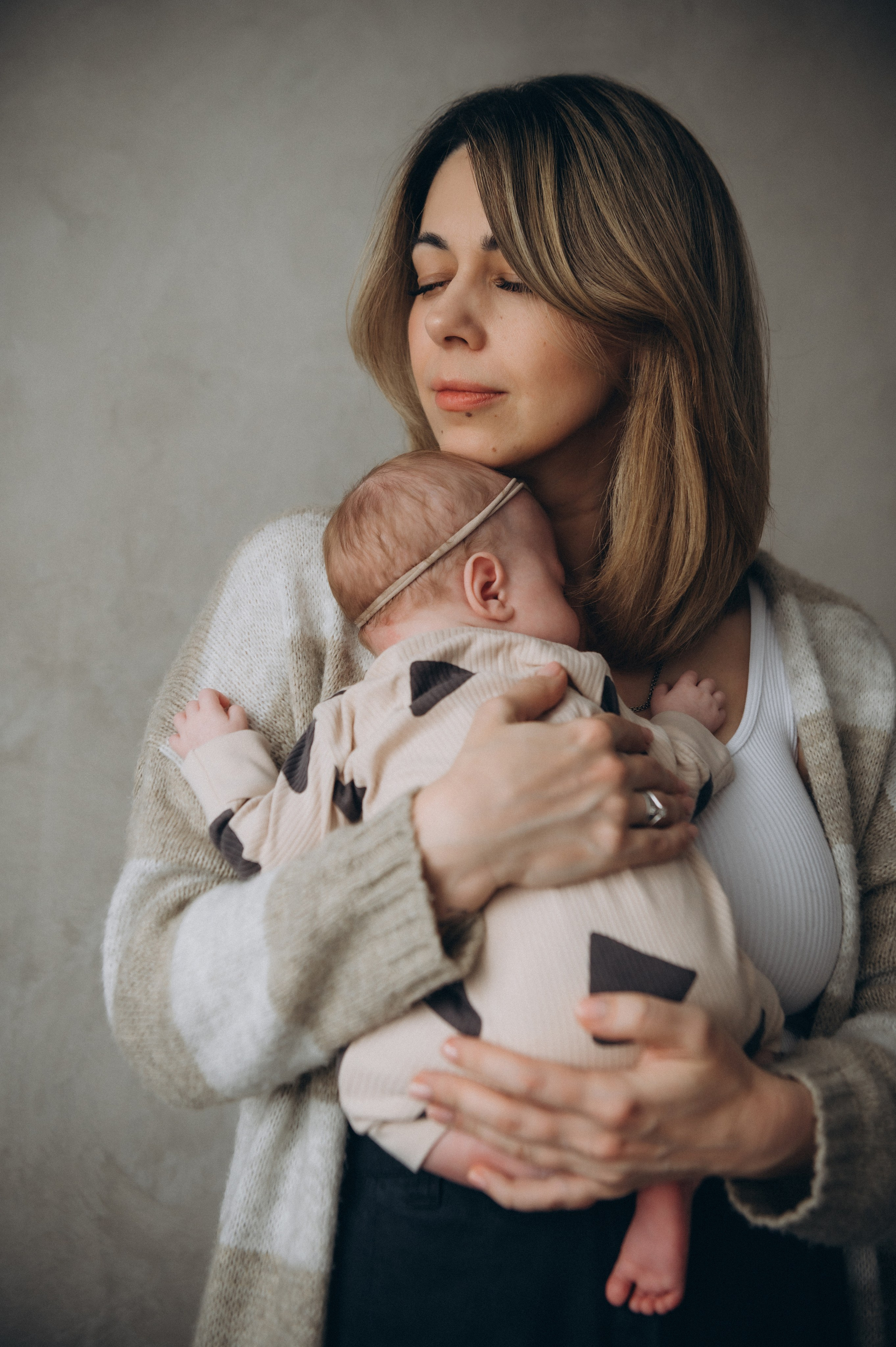 Сімейна фотосесія вдома Тернопіль, сімейний фотограф Львів Тернопіль, сімейна фотосесія Тернопіль, фотосесія двійні, зйомка близнюків. Сімейний, дитячий та індивідуальний фотограф в м. Тернопіль, м. Львів