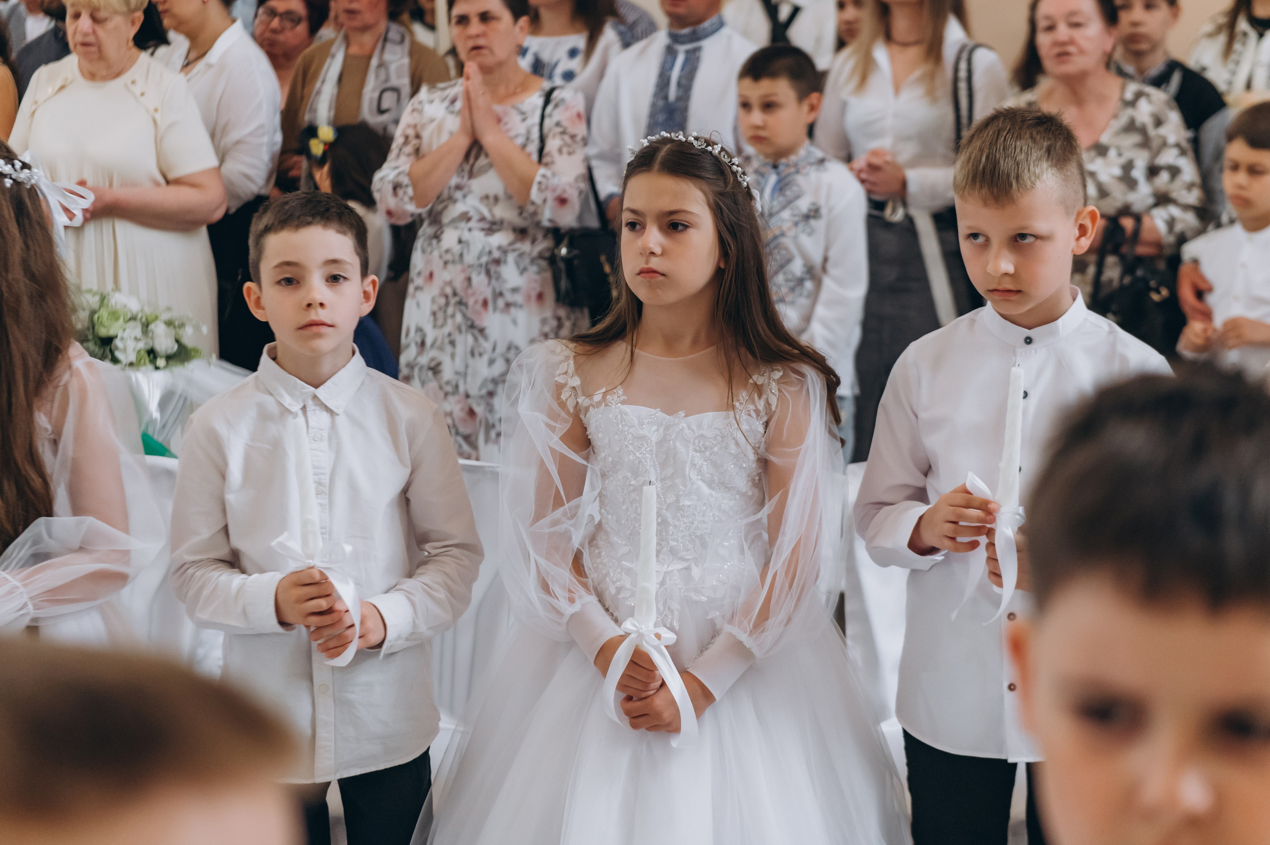 Фотосесія Причастя Тернопіль, зйомка Причастя, фотограф на Причастя Тернопіль, Причастя Львів, церква Петра і Павла. Сімейний, дитячий та індивідуальний фотограф в м. Тернопіль, м. Львів