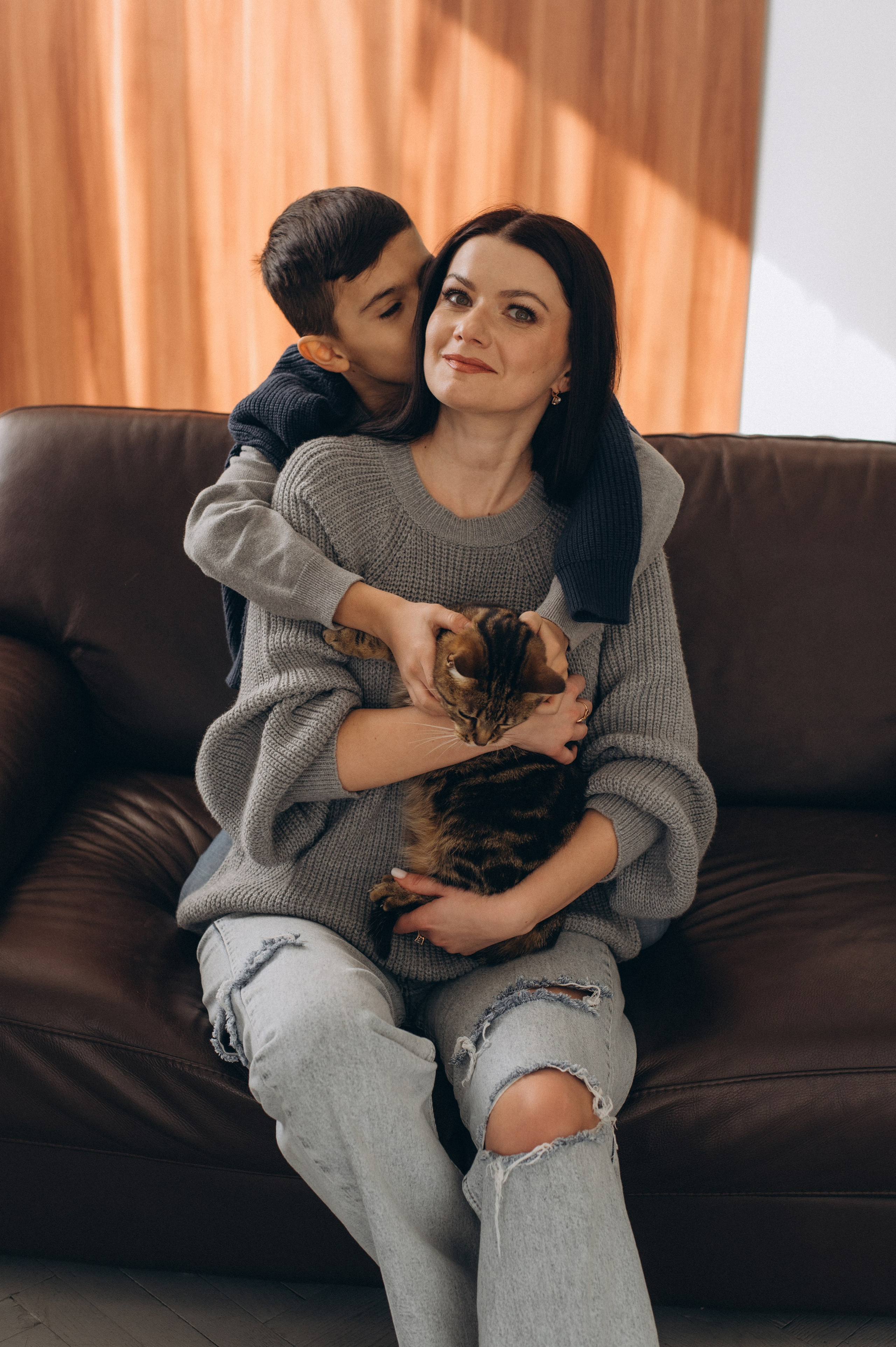 Індивідуальна фотосесія Тернопіль, сімейний фотограф Тернопіль Львів, зйомка з домашнім улюбленцем. Сімейний, дитячий та індивідуальний фотограф в м. Тернопіль, м. Львів